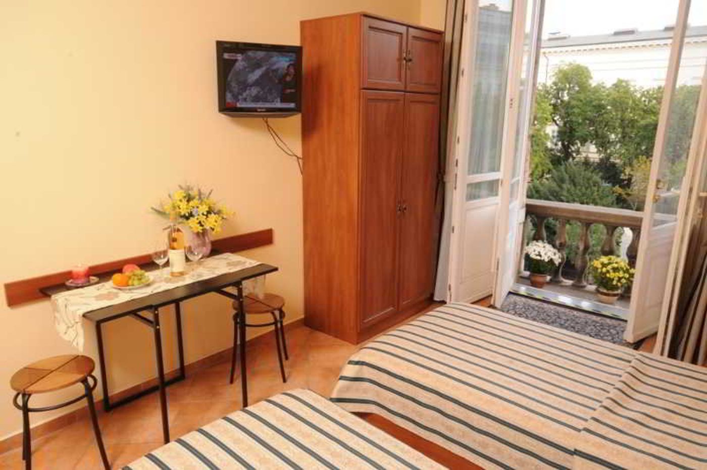 Budapest Museum Central-Hungary-BUDAPEST-Room-5