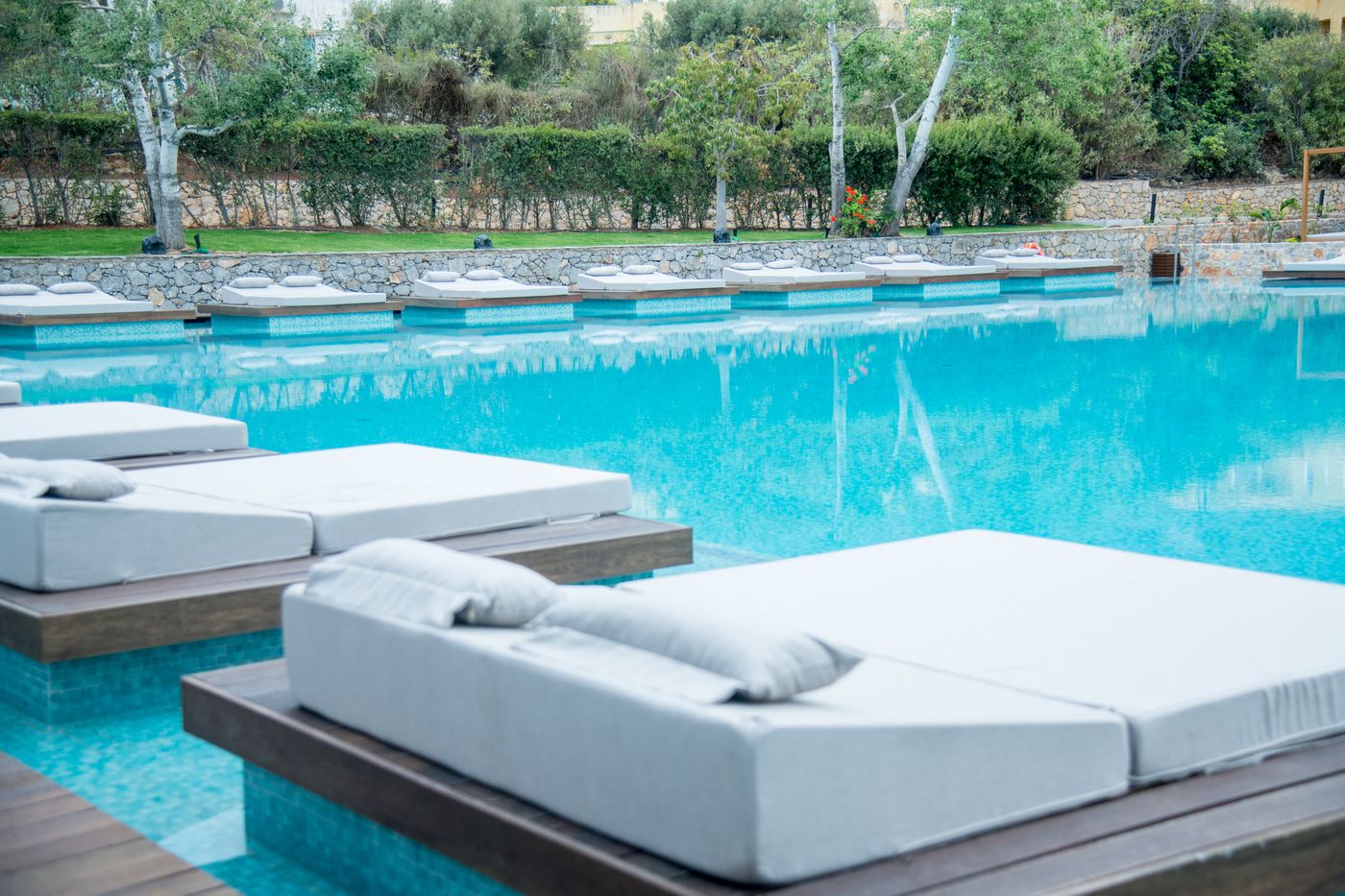 King-Minos-Retreat-Resort---Spa-Pool-32