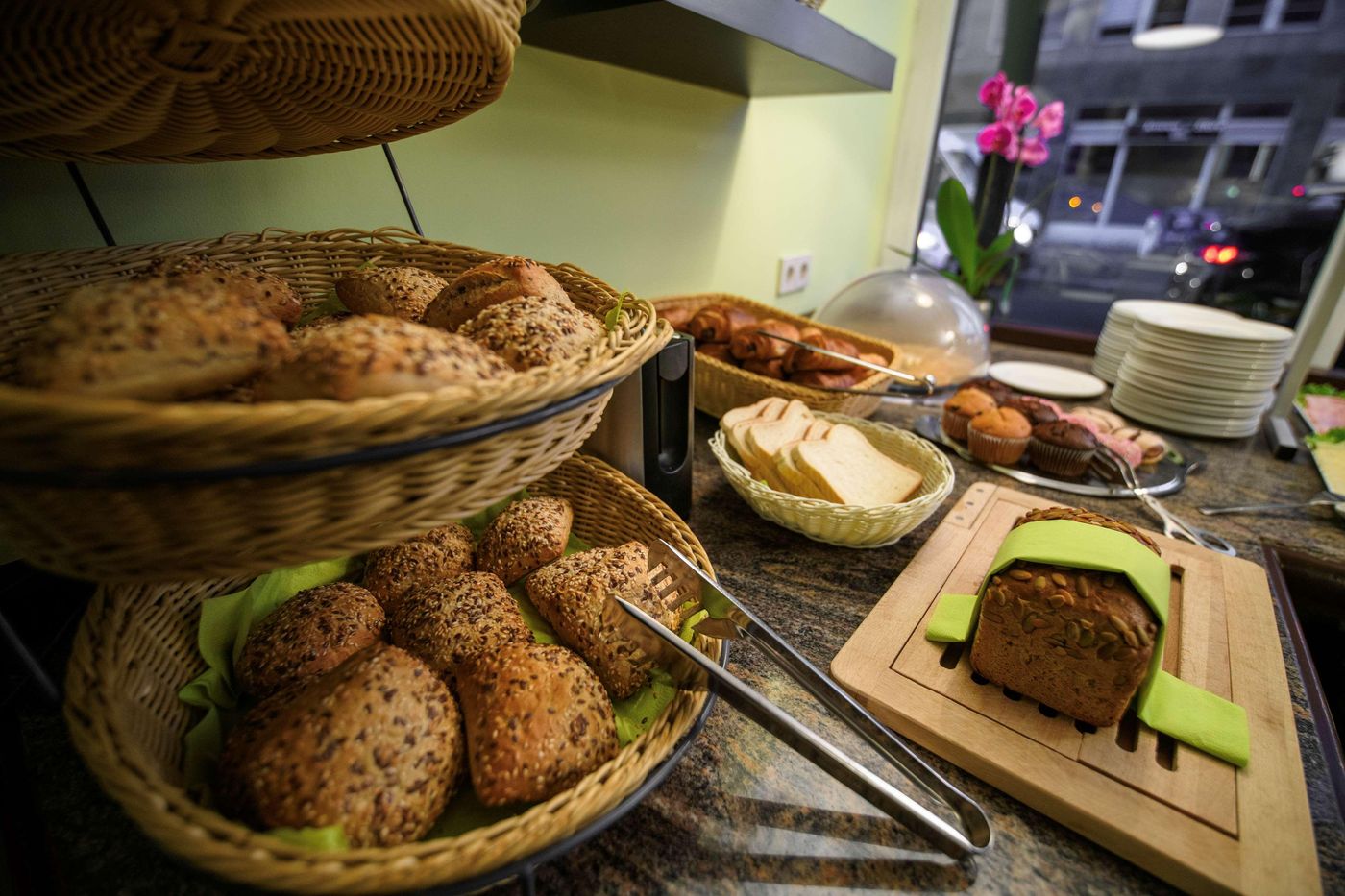 Berlin-Mitte-by-Campanile-Restaurant-64