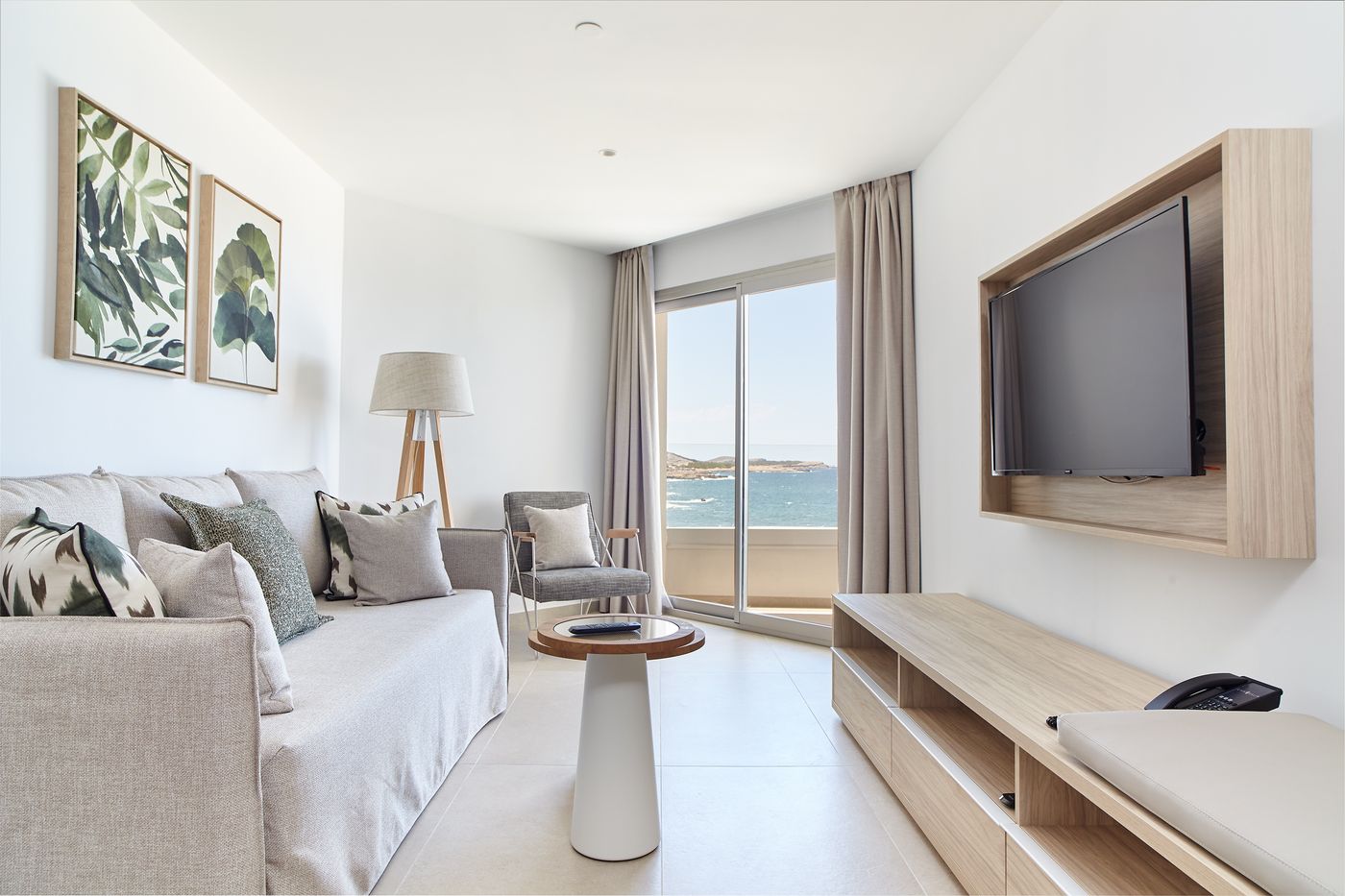 Marina-Palace-Prestige-by-Intercorp-Hotel-Group-Room-29