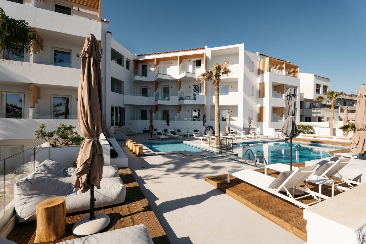 Petradi-Beach-Lounge-hotel-General-view-4