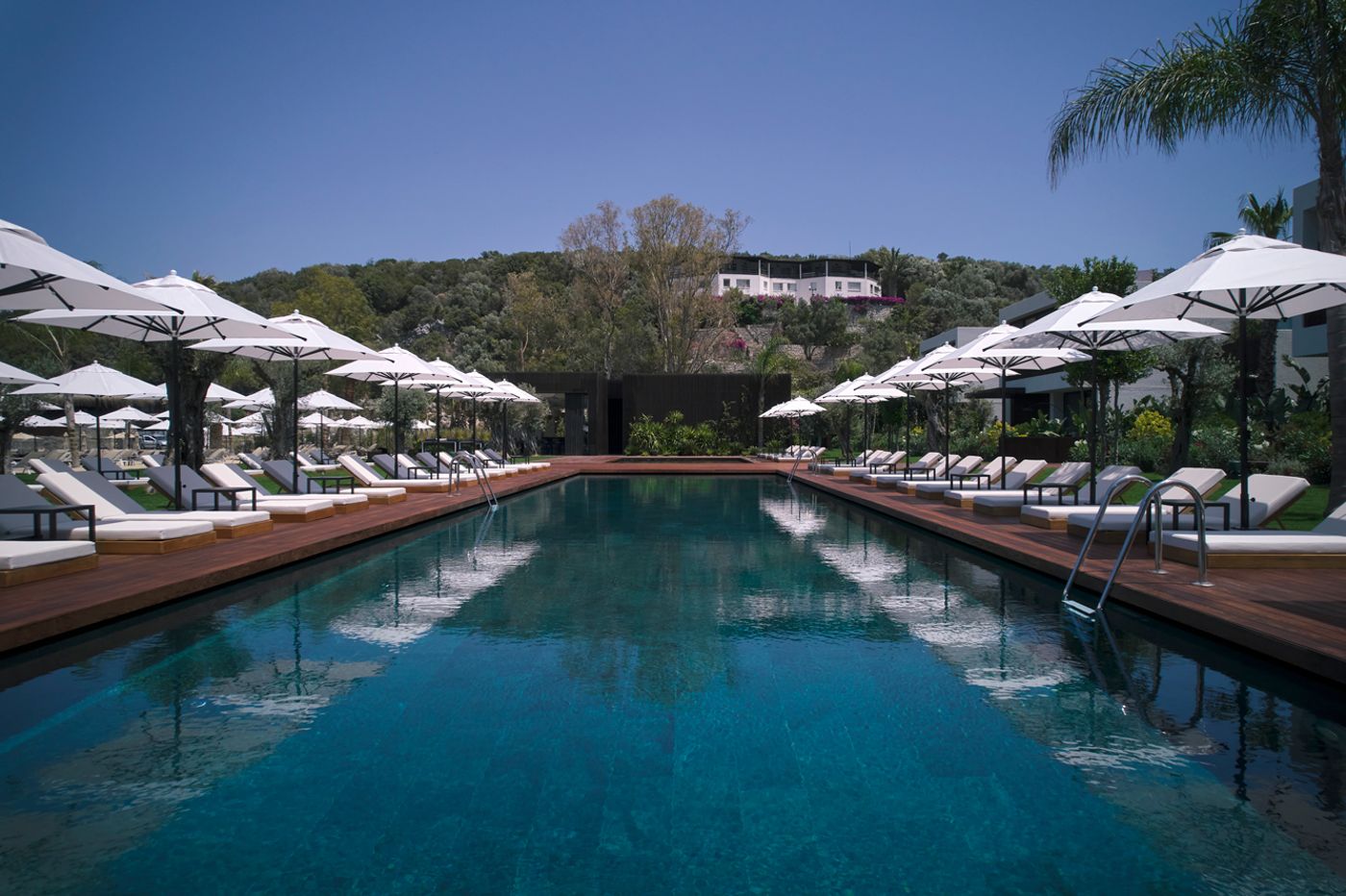 Voyage-Turkbuku-Pool-1