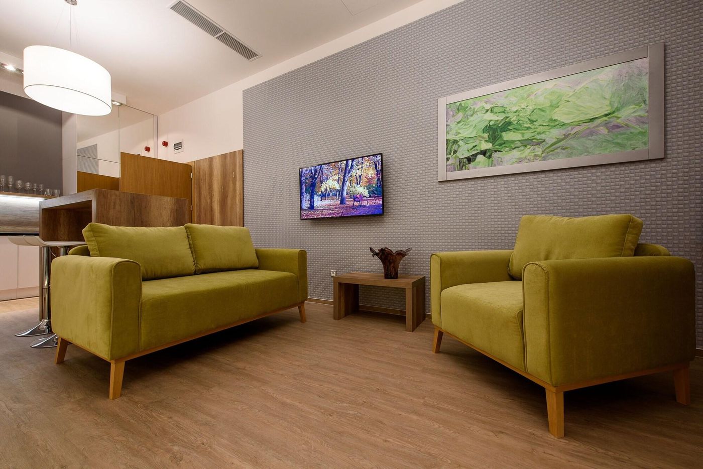 Karoly-Corner-Residences-Room-6