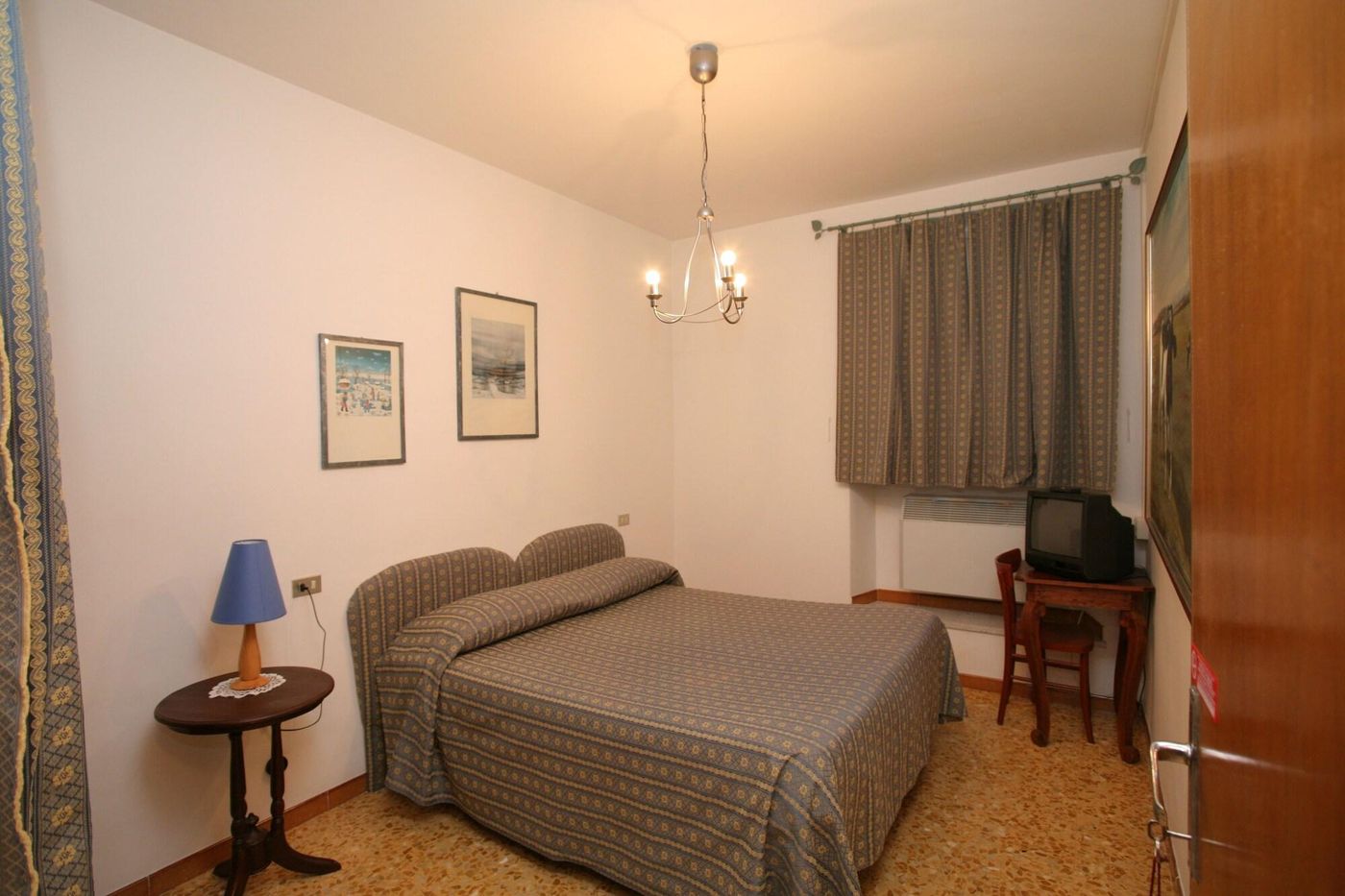 Hotel-Roma---Scanno-Room-21