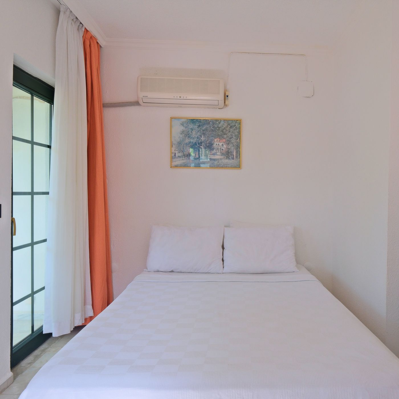 Club-Mel-Holiday-Resort-Room-47