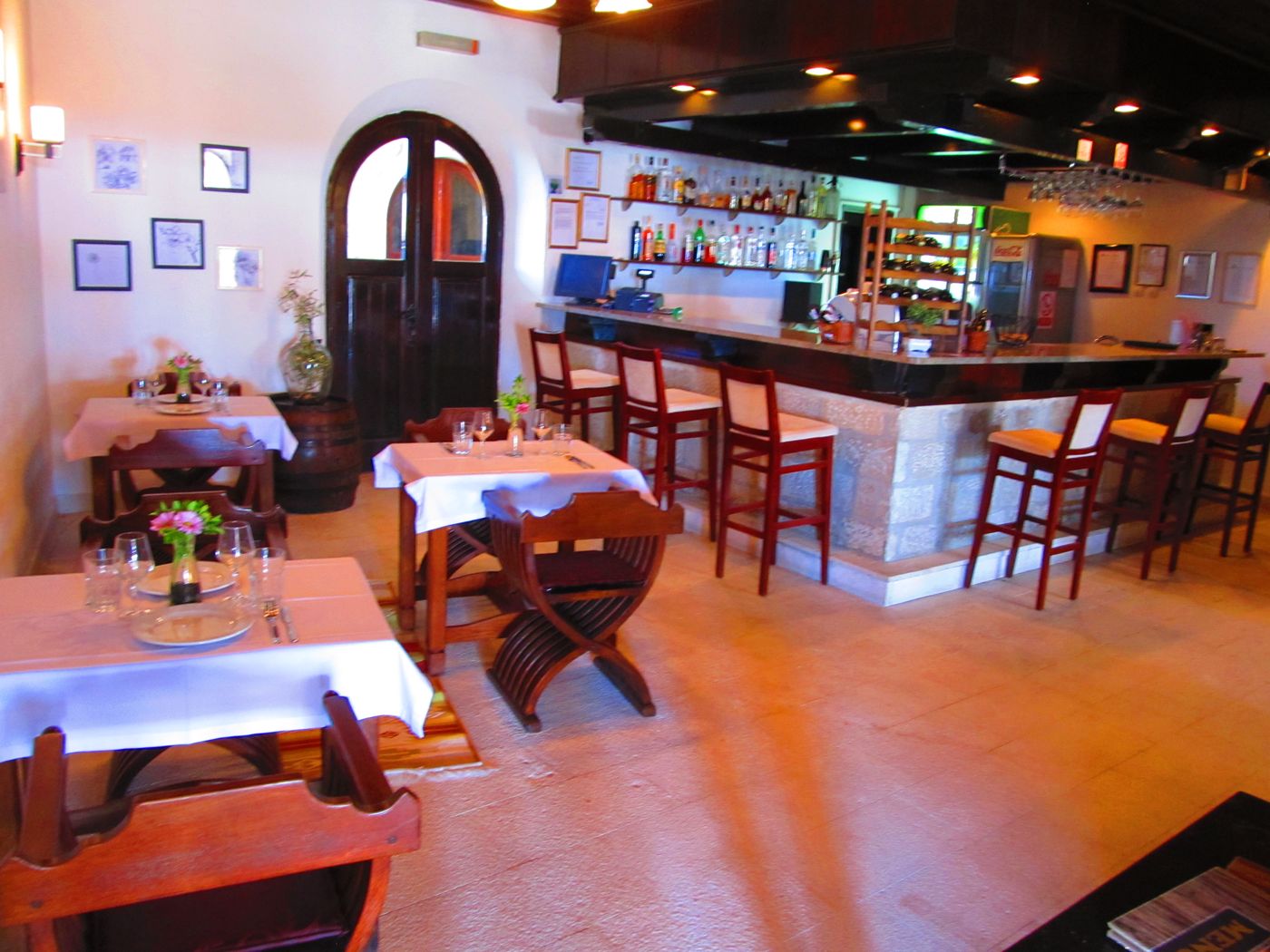 Kulla-e-Balshajve-Restaurant-37