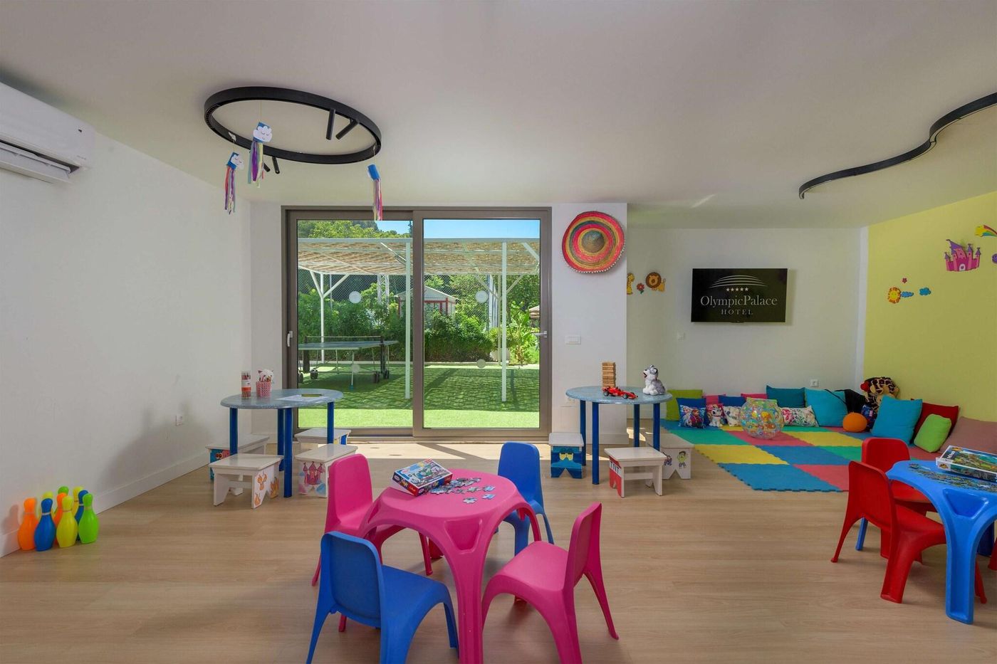 Olympic-Palace-Resort-Hotel---Convention-Center-Sports-and-Entertainment-65