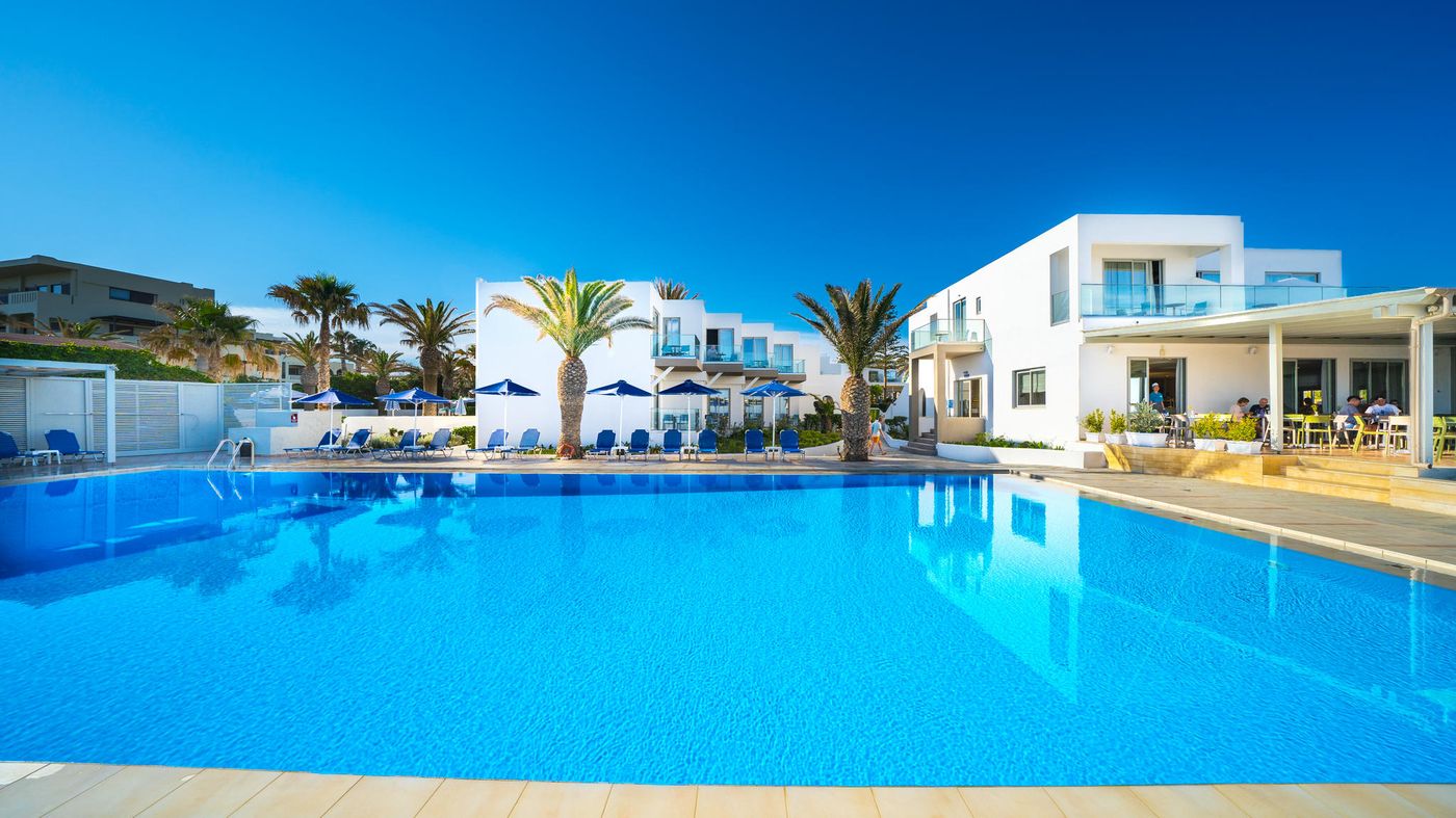 Adele-Beach-Hotel-Pool-2