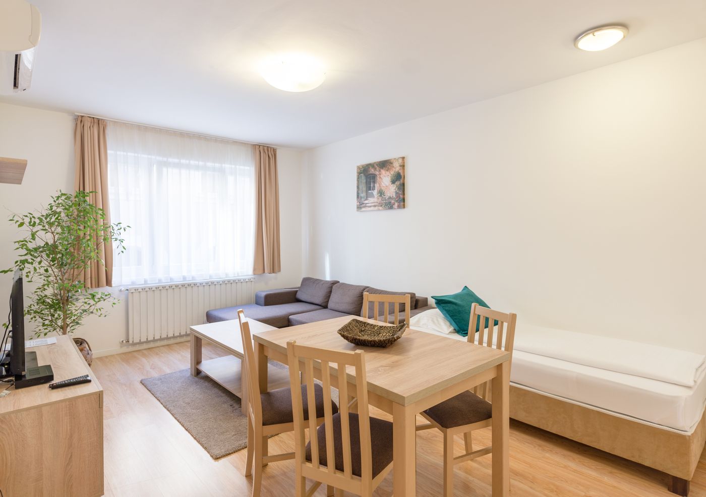 Prince-Apartments---Self-Check-In-Property-Room-12