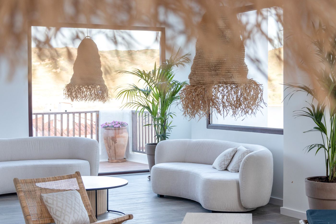 Tramontana-Park-Lobby-44