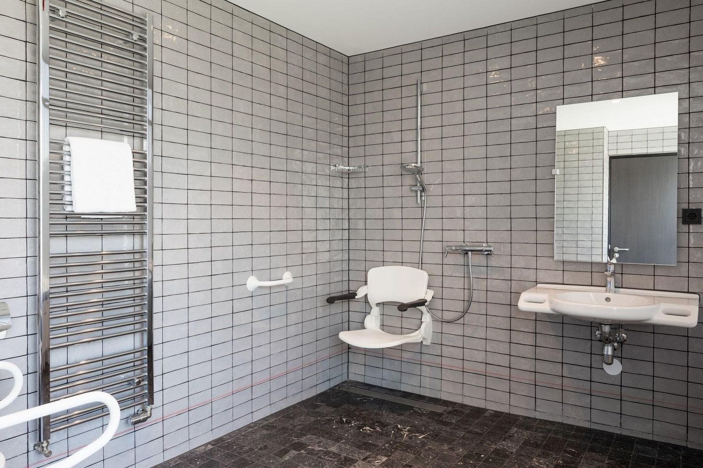 Apollo-Hotel-Amsterdam--a-Tribute-Portfolio-Hotel-Room-47