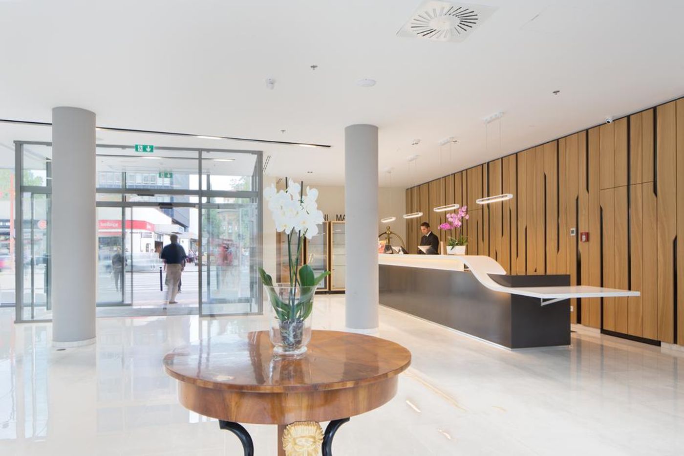 Akeah-Verdi-Budapest-Lobby-13