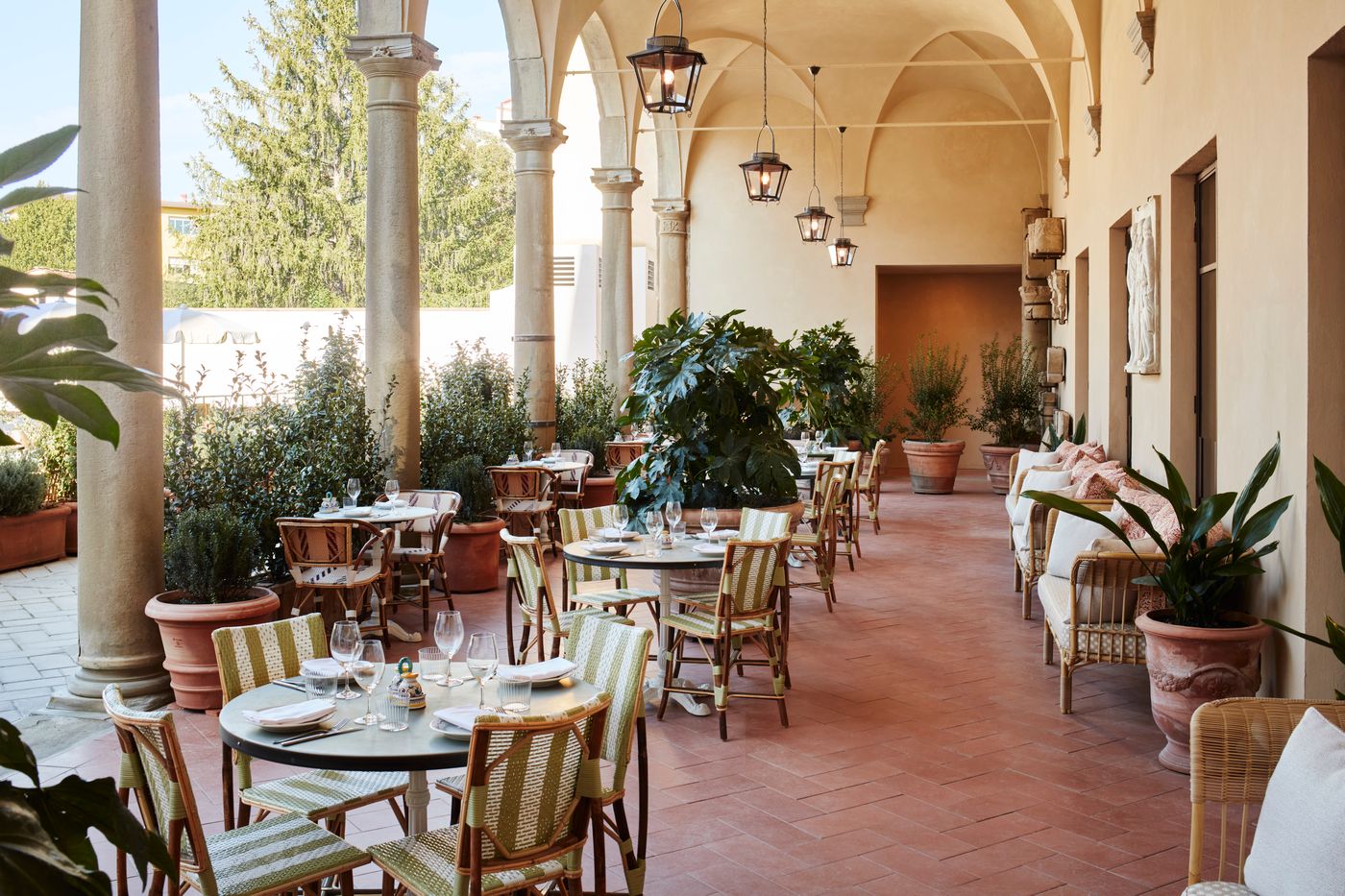 Hotel-Residence-Palazzo-Ricasoli-Restaurant-44