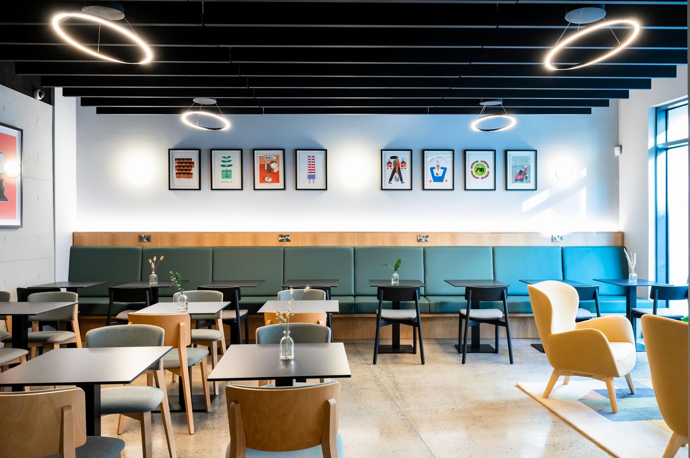 Staycity-Aparthotels-Tivoli-Restaurant-17