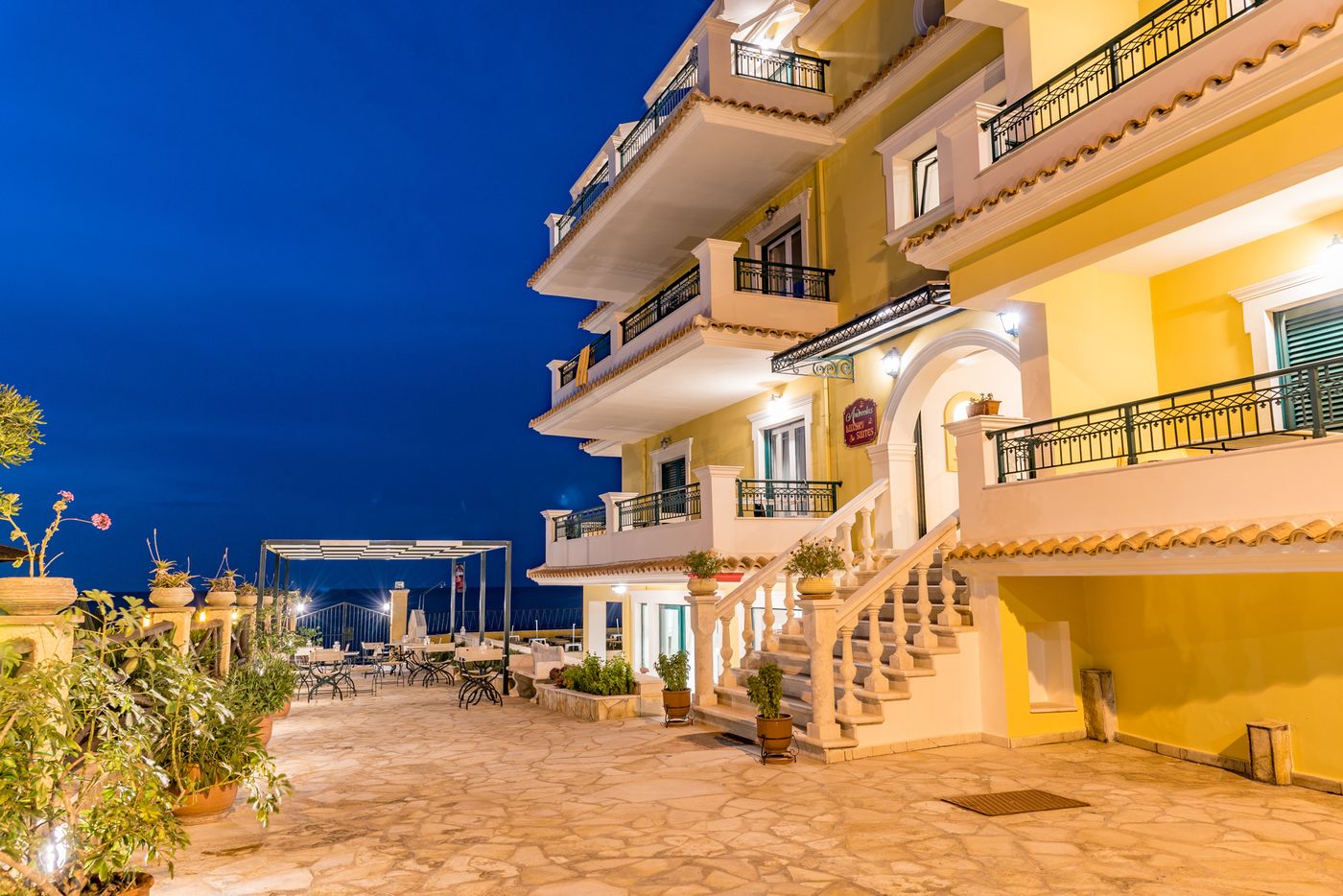 Andreolas-Luxury-Suites-General-view-2