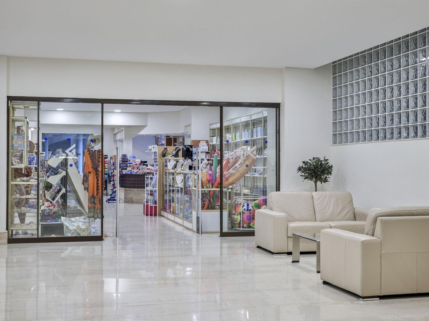 Esperos-Mare-Resort-Sports-and-Entertainment-65