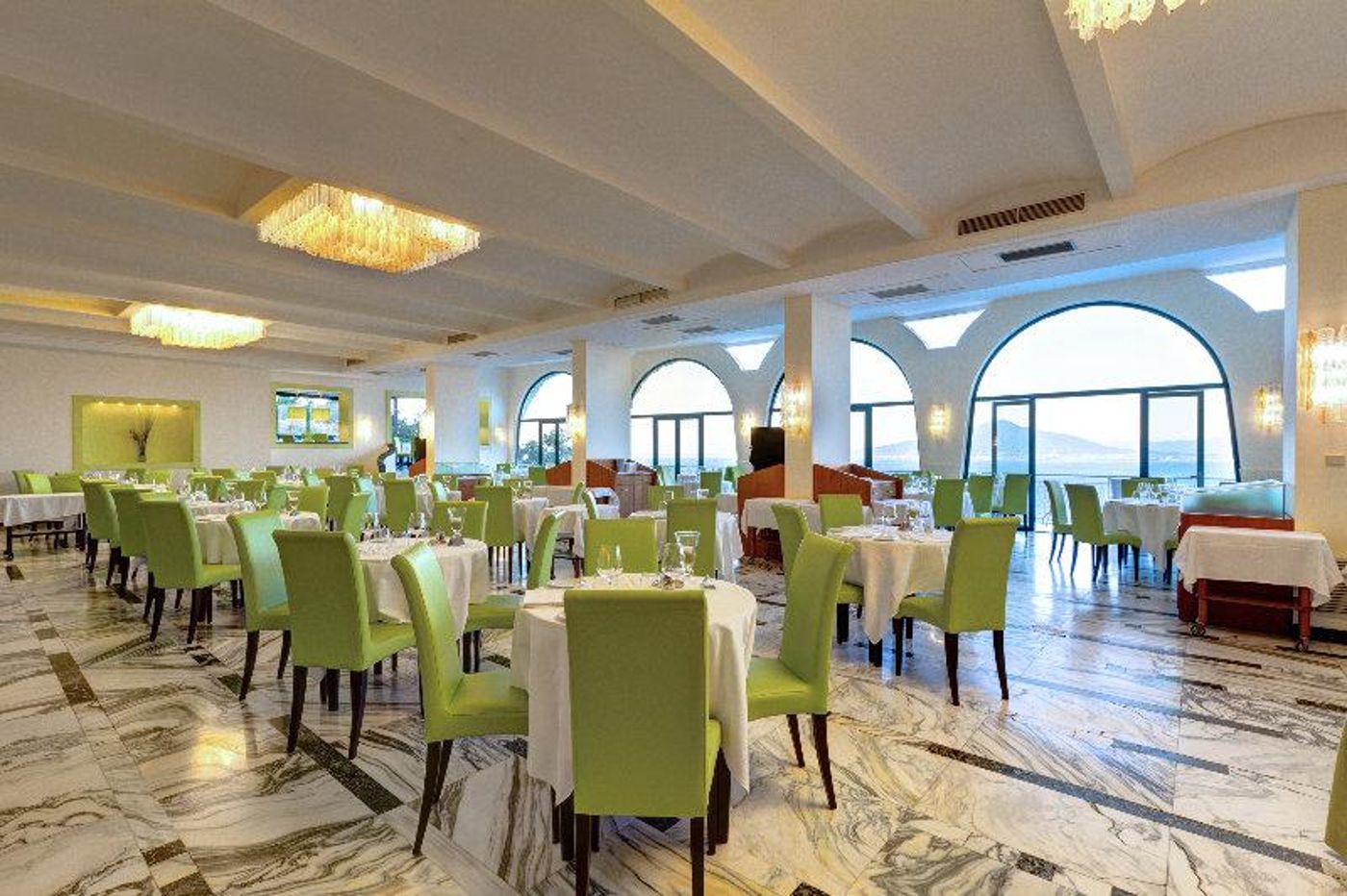 Grand-Hotel-President-General-view-44