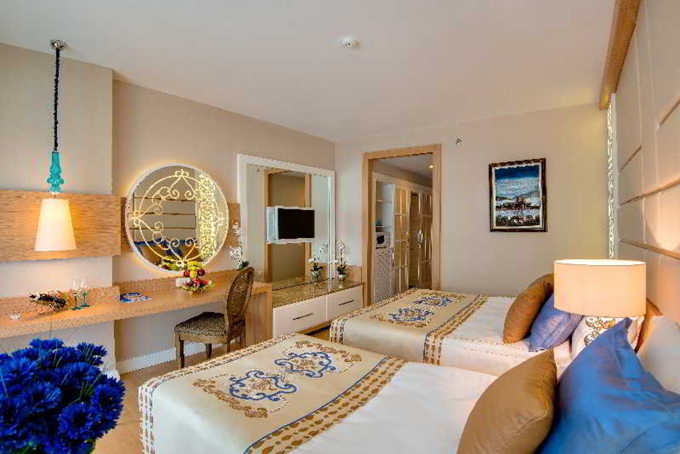 Quattro Beach Spa & Resort Hotel