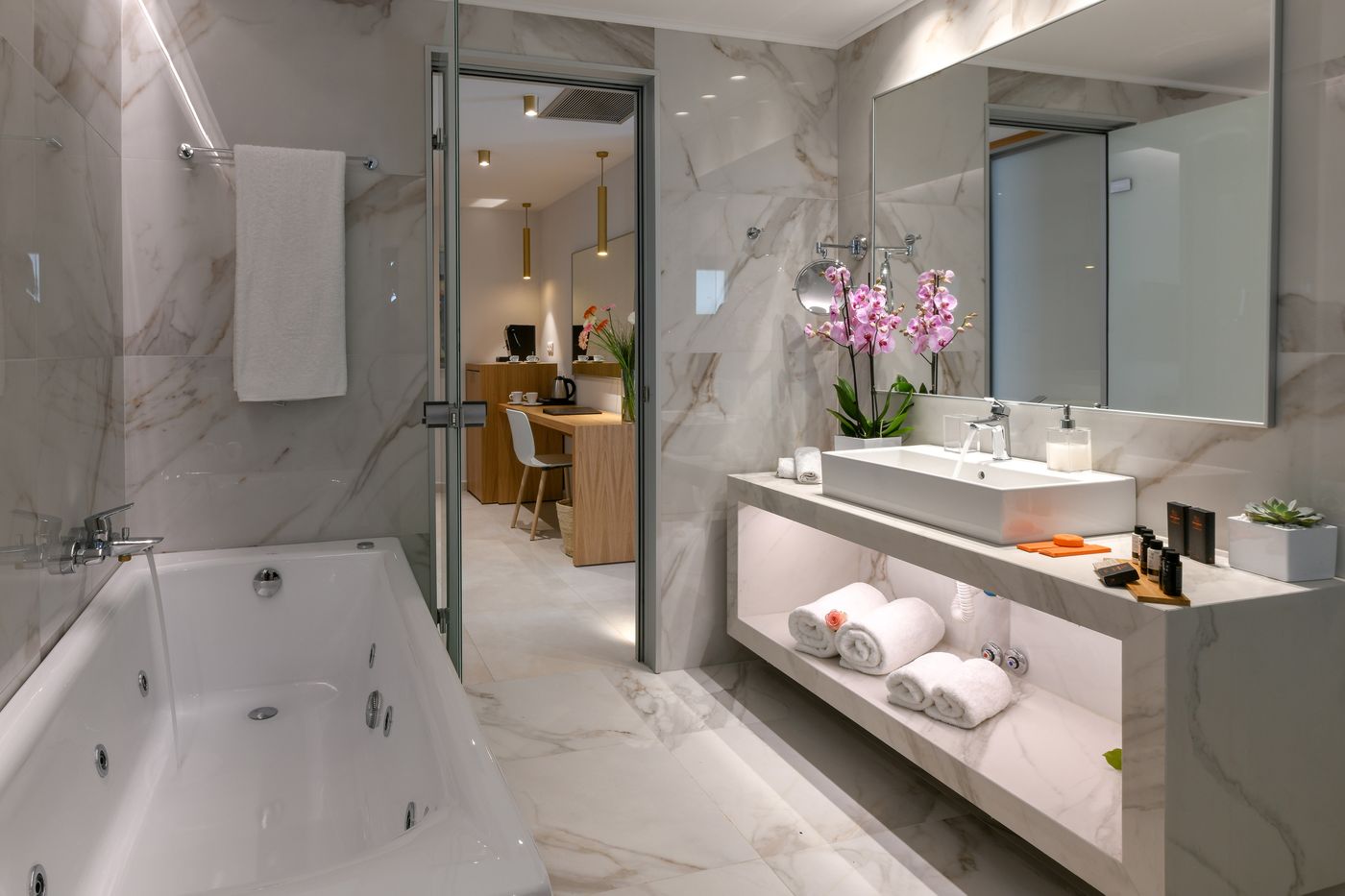 High Beach White - Adults Only