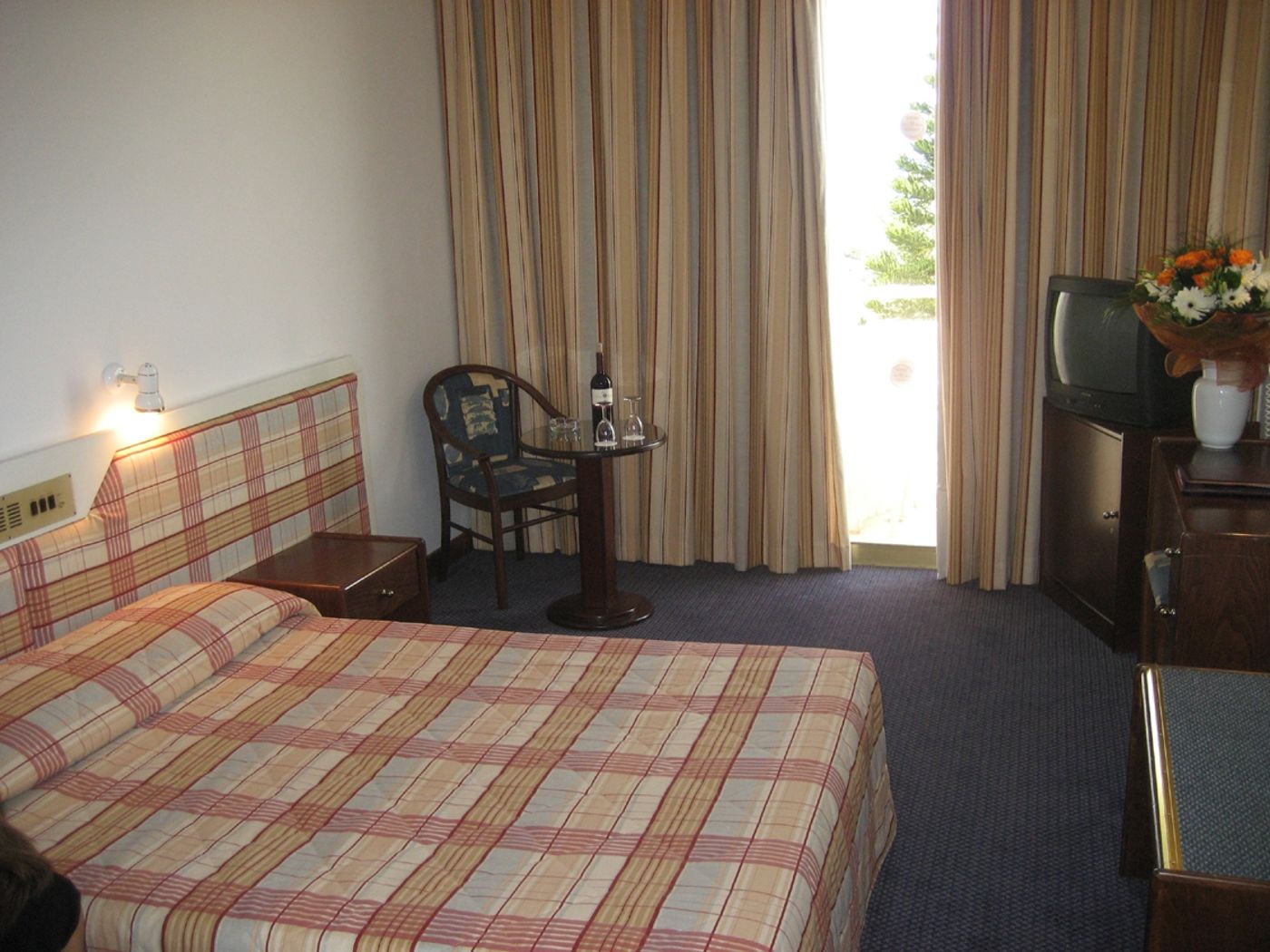 Crown-Resorts-Henipa-Room-15