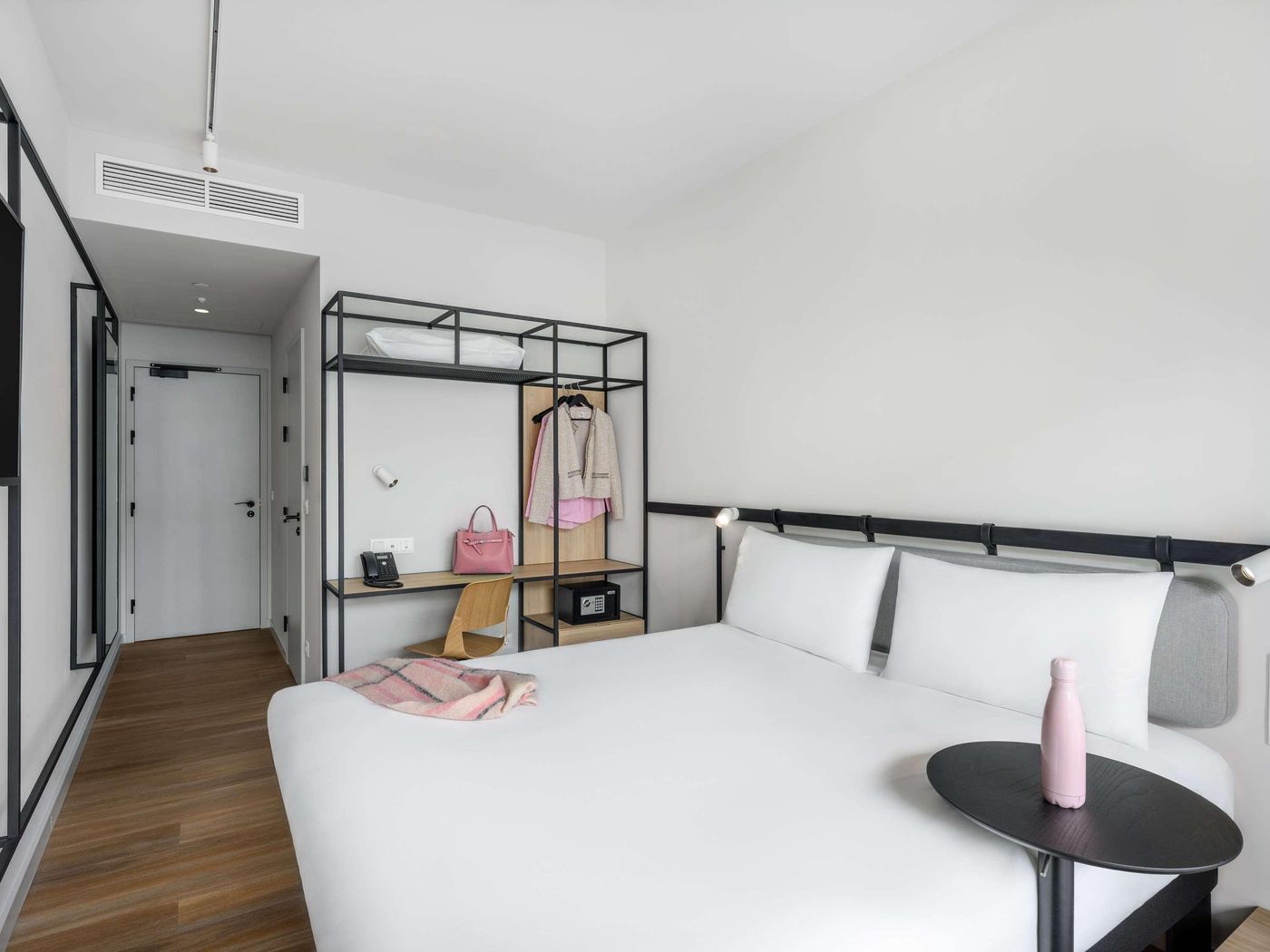 Ibis-Budapest-Stadium-Room-25