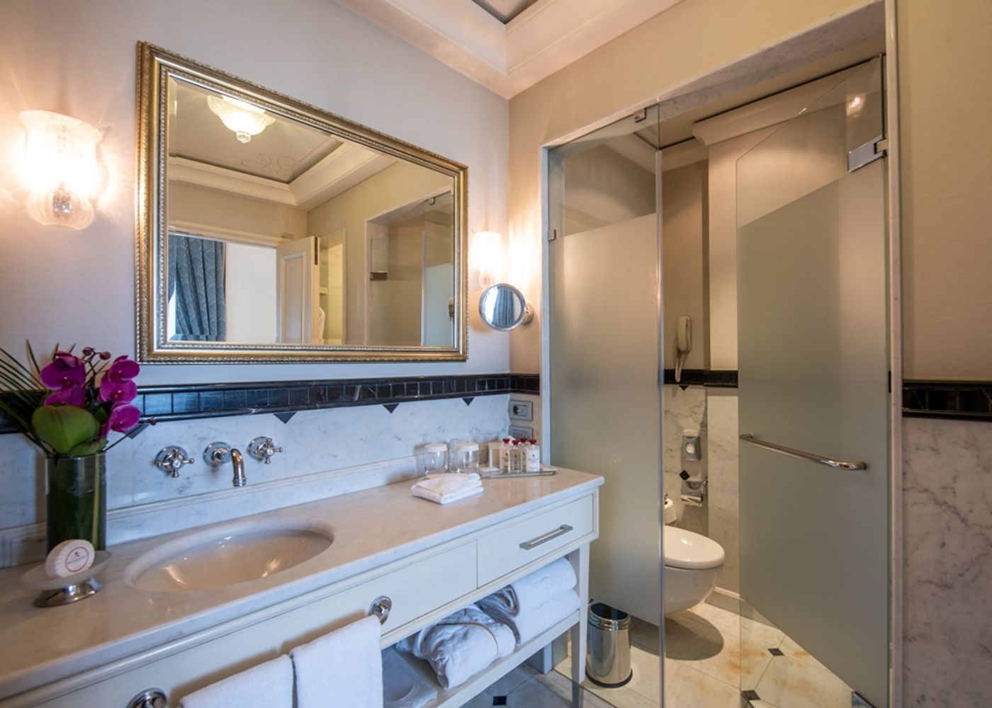 Pera-Palace-Hotel-Room-62