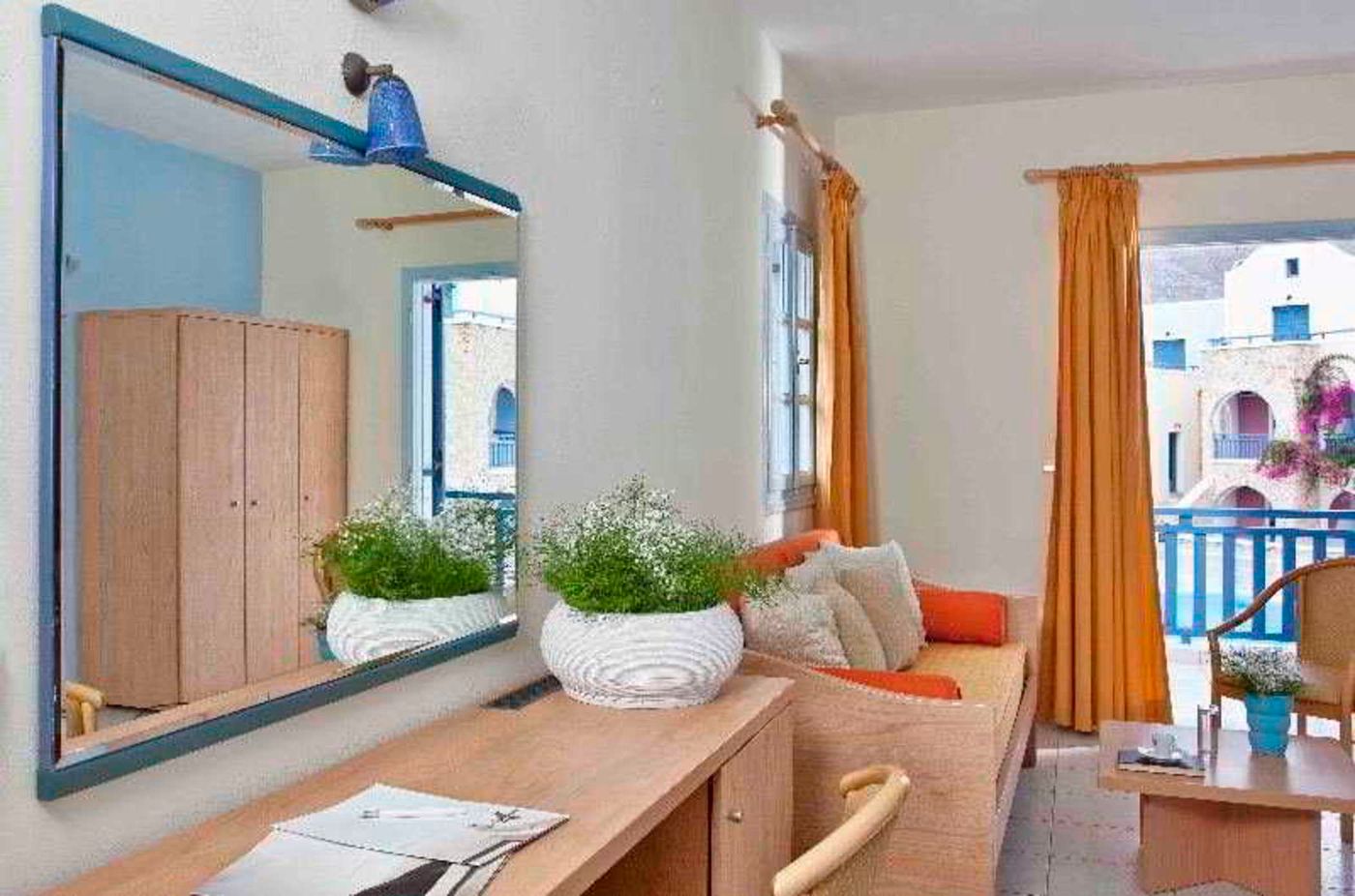 Aegean-Plaza-Room-21