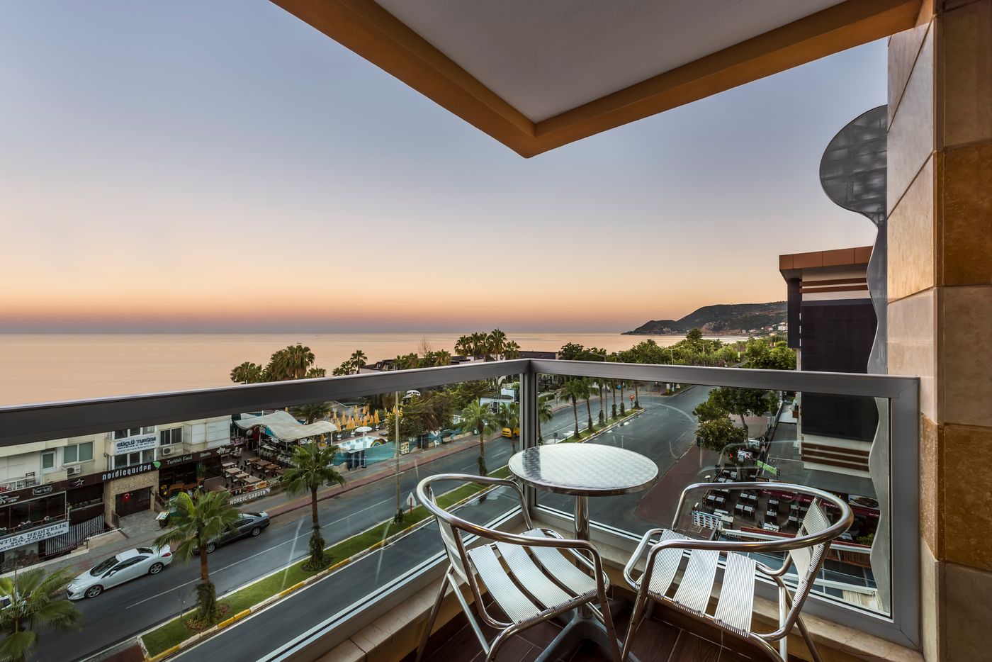 Tac Premier Hotel & Spa