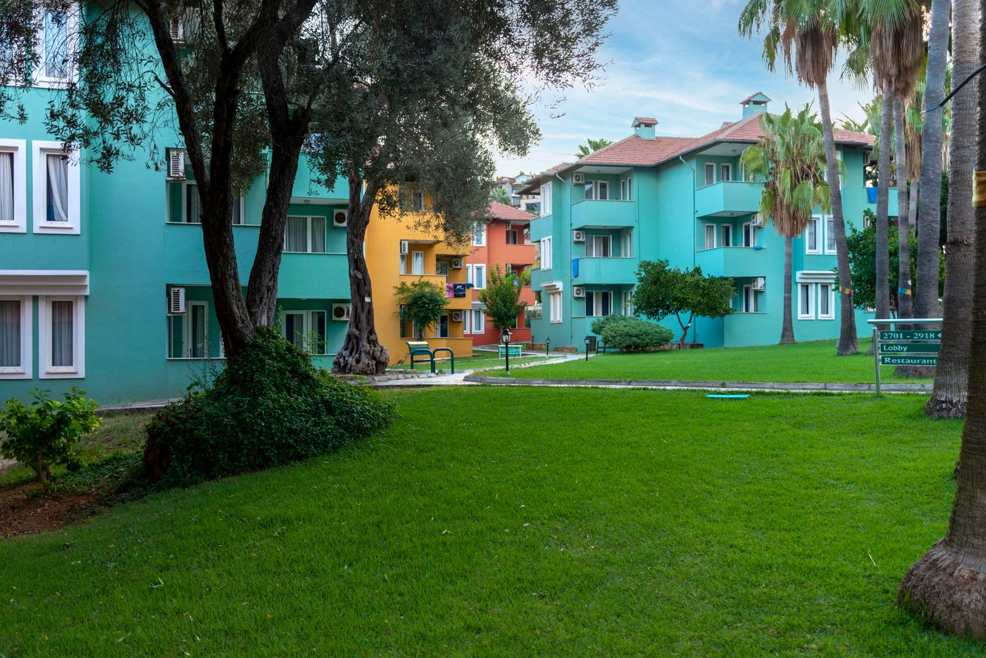 Armas Green Fugla Beach