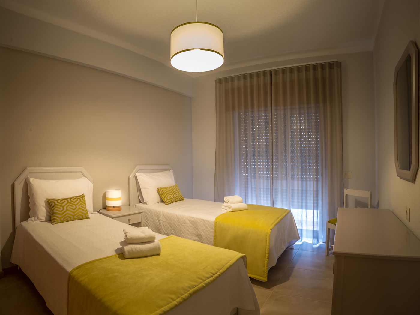 Flor-Da-Rocha-Apartments-Room-20