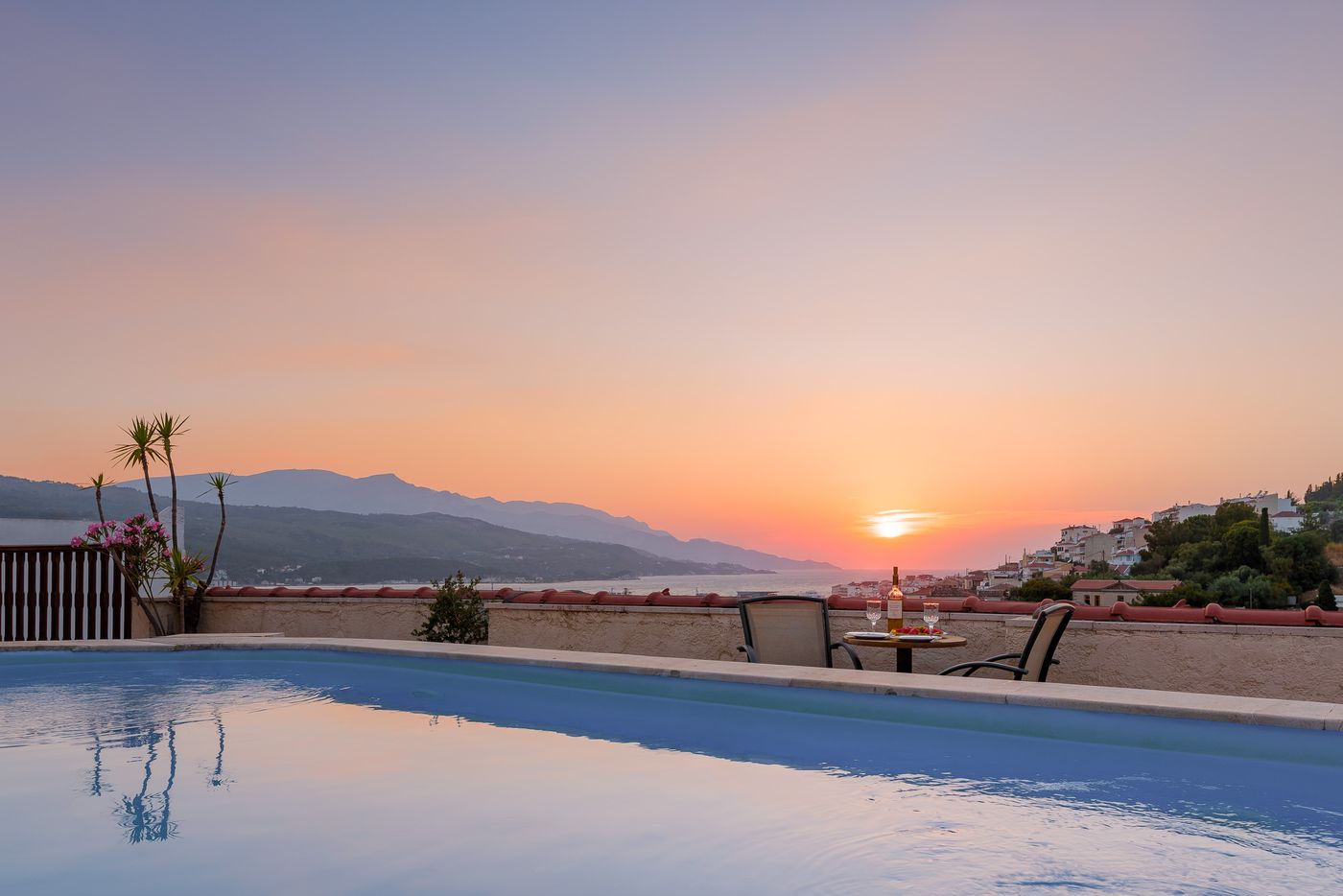 Virginia-Hotel-Pool-1