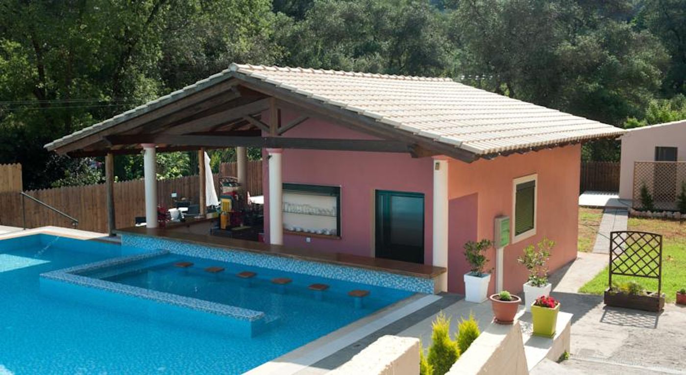 Marina Apartments & Studios