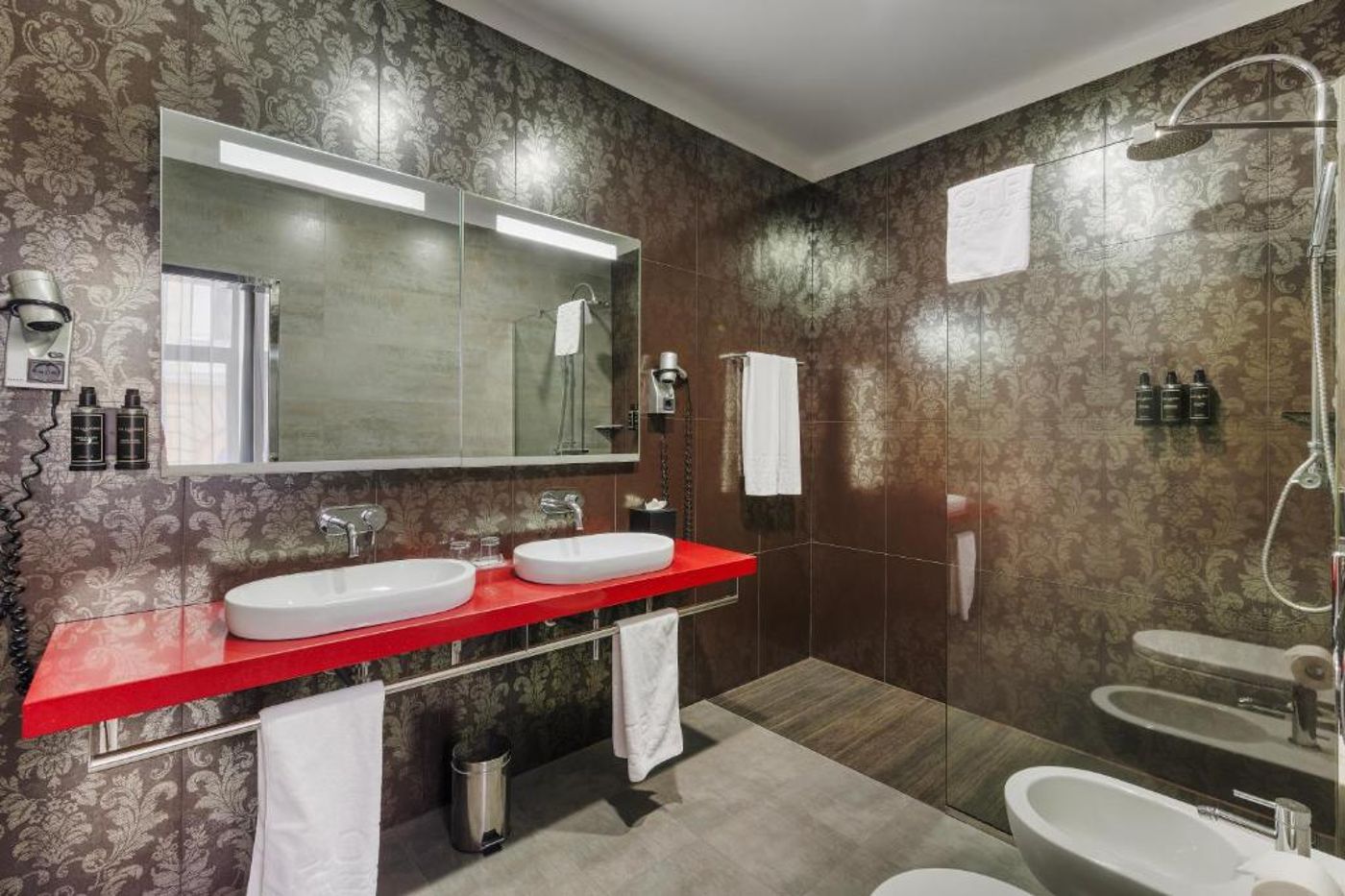 Eurostars-Palazzo-Zichy-Room-35