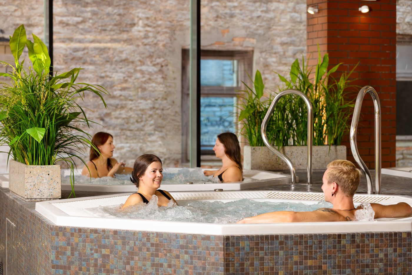 Metropol-Spa-Hotel-Pool-32