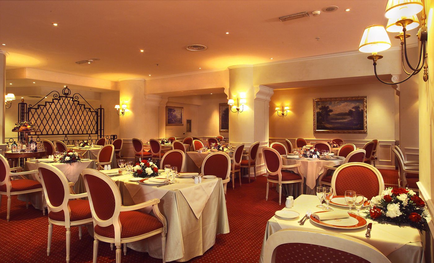Grand-Hotel-Barone-Di-Sassj-Restaurant-14