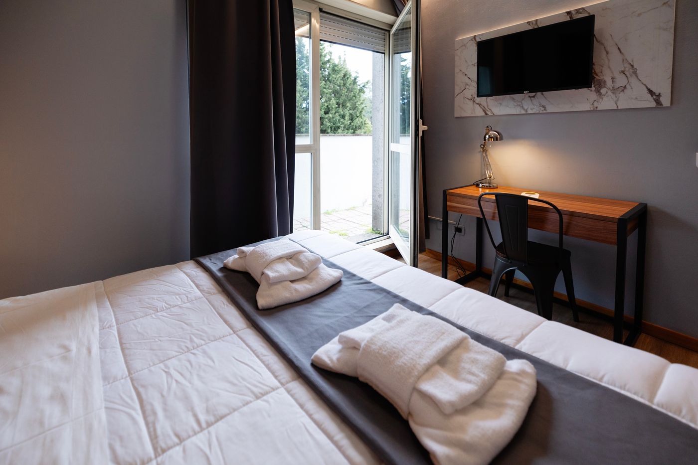 Scheppers-Hotel-Room-10