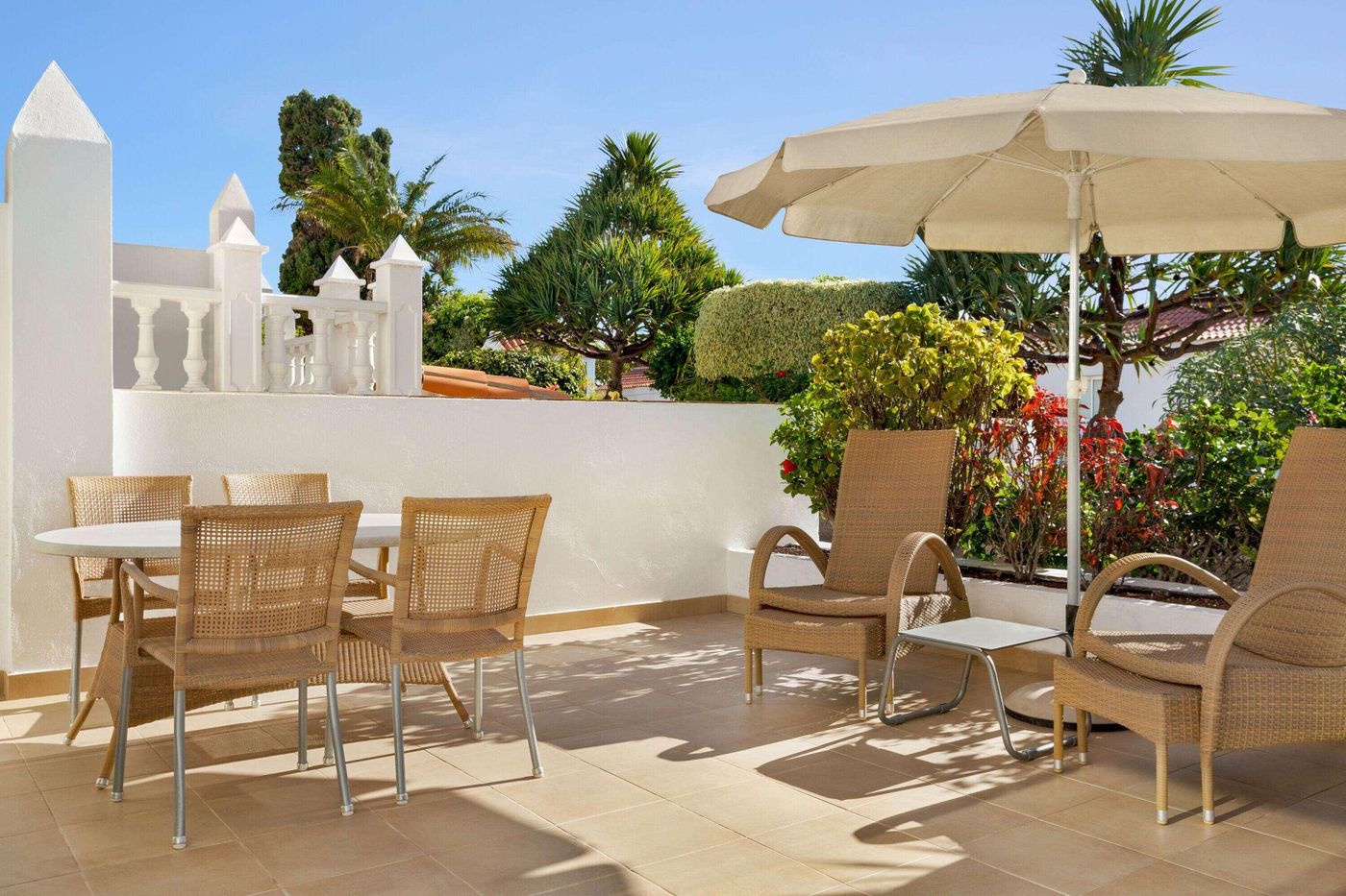 Wyndham-Residences-Golf-Del-Sur-Room-18