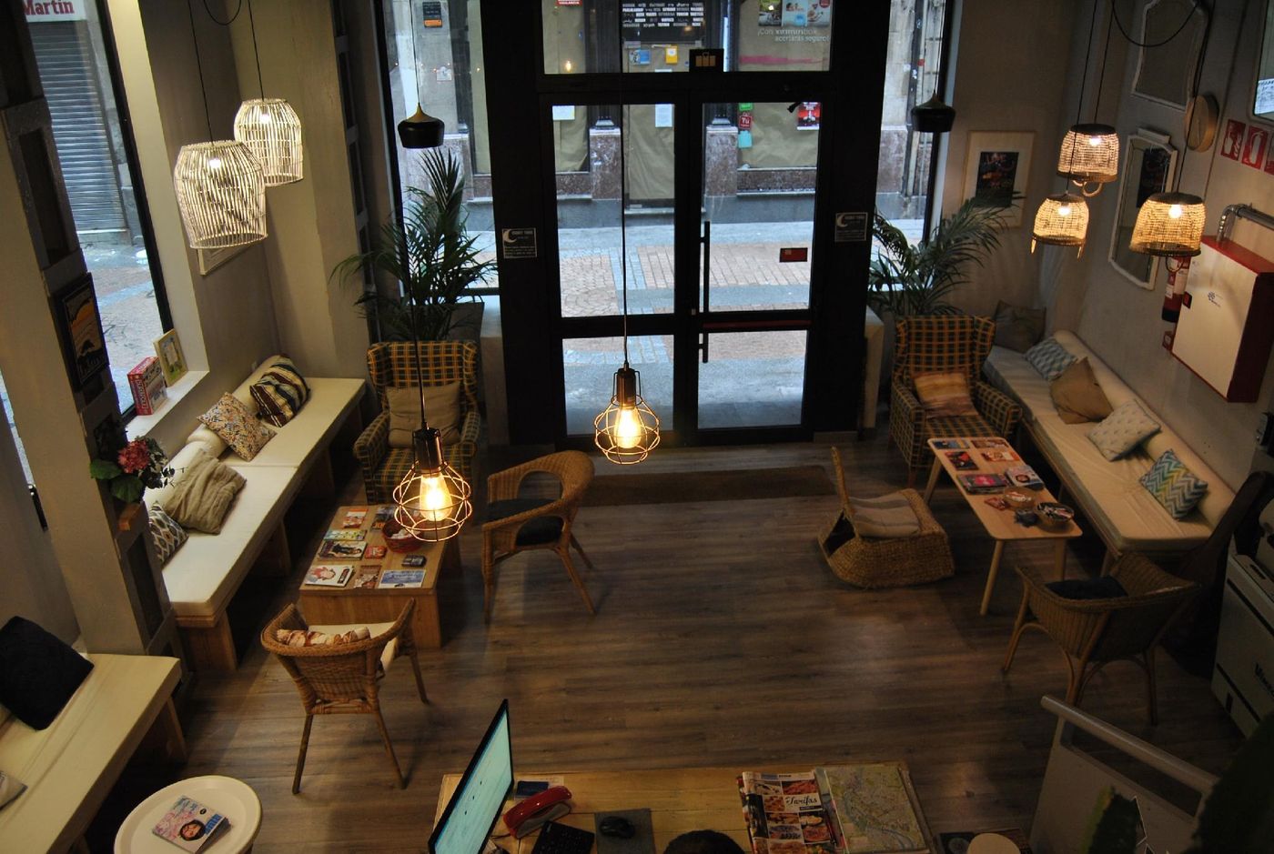 Quartier Bilbao Hostel-Spain-BILBAO-Lobby-7