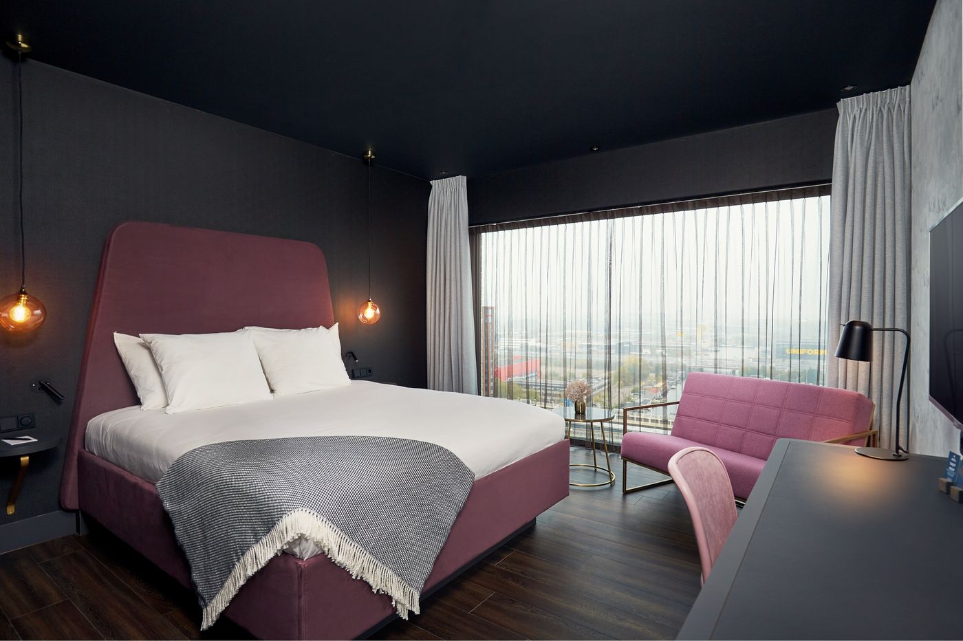 Van-der-Valk-Hotel-Amsterdam---Amstel-Room-18