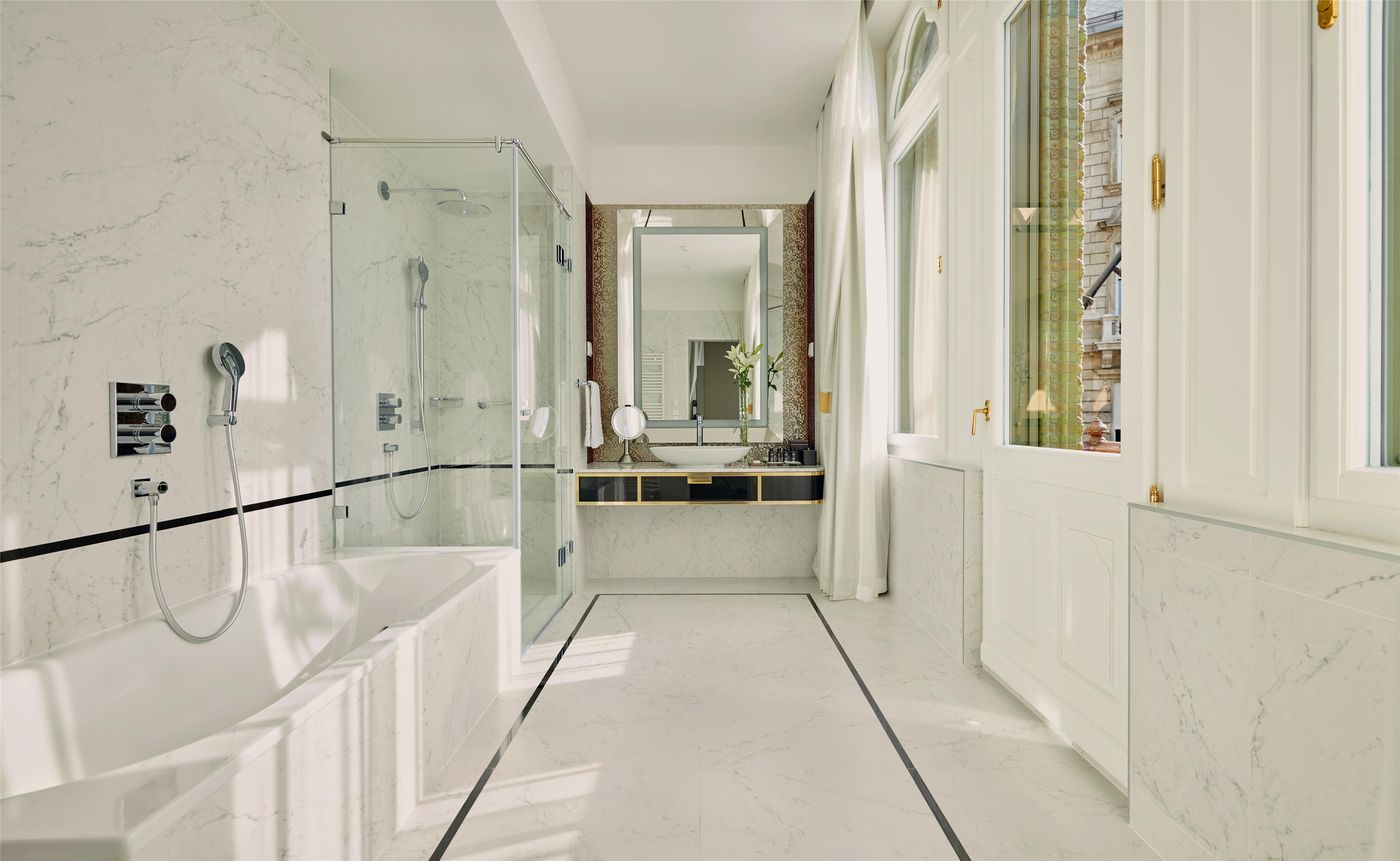 P-risi-Udvar-Hotel-Budapest--part-of-Hyatt-Room-43