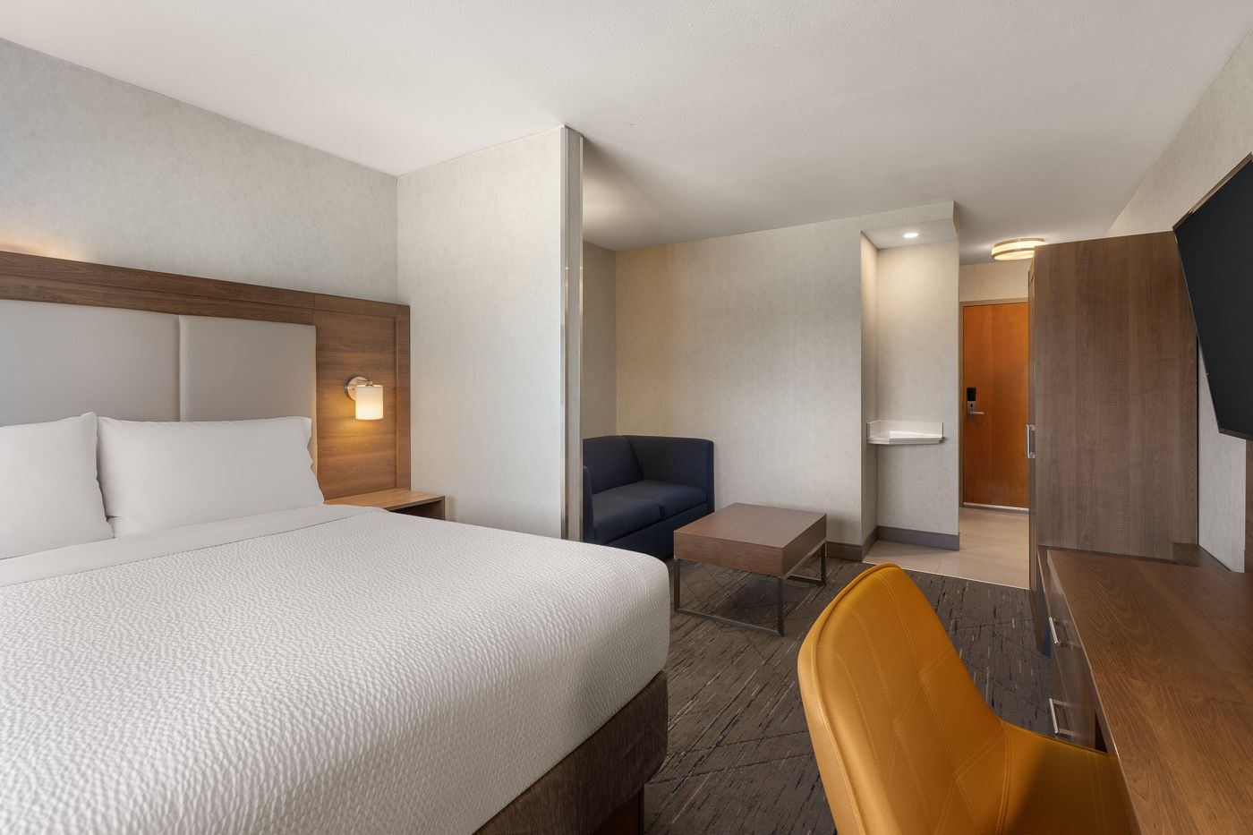 Holiday-Inn-Express-Vancouver-Airport-Richmond-Room-29
