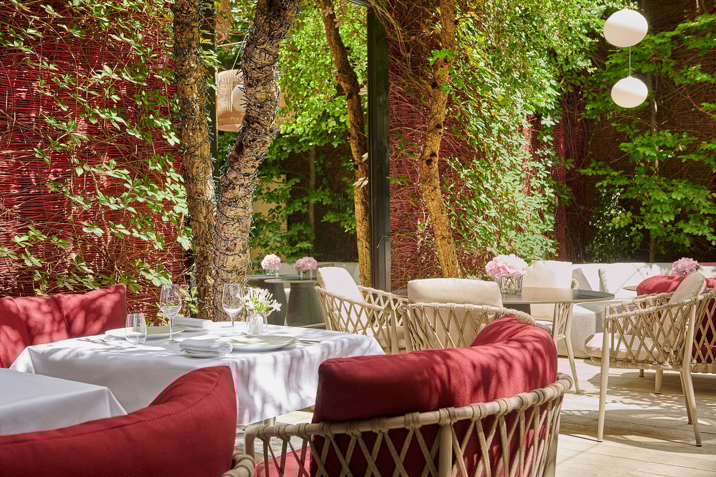 Hotel-Lancaster-Paris-Champs-Elysees-Terrace-26