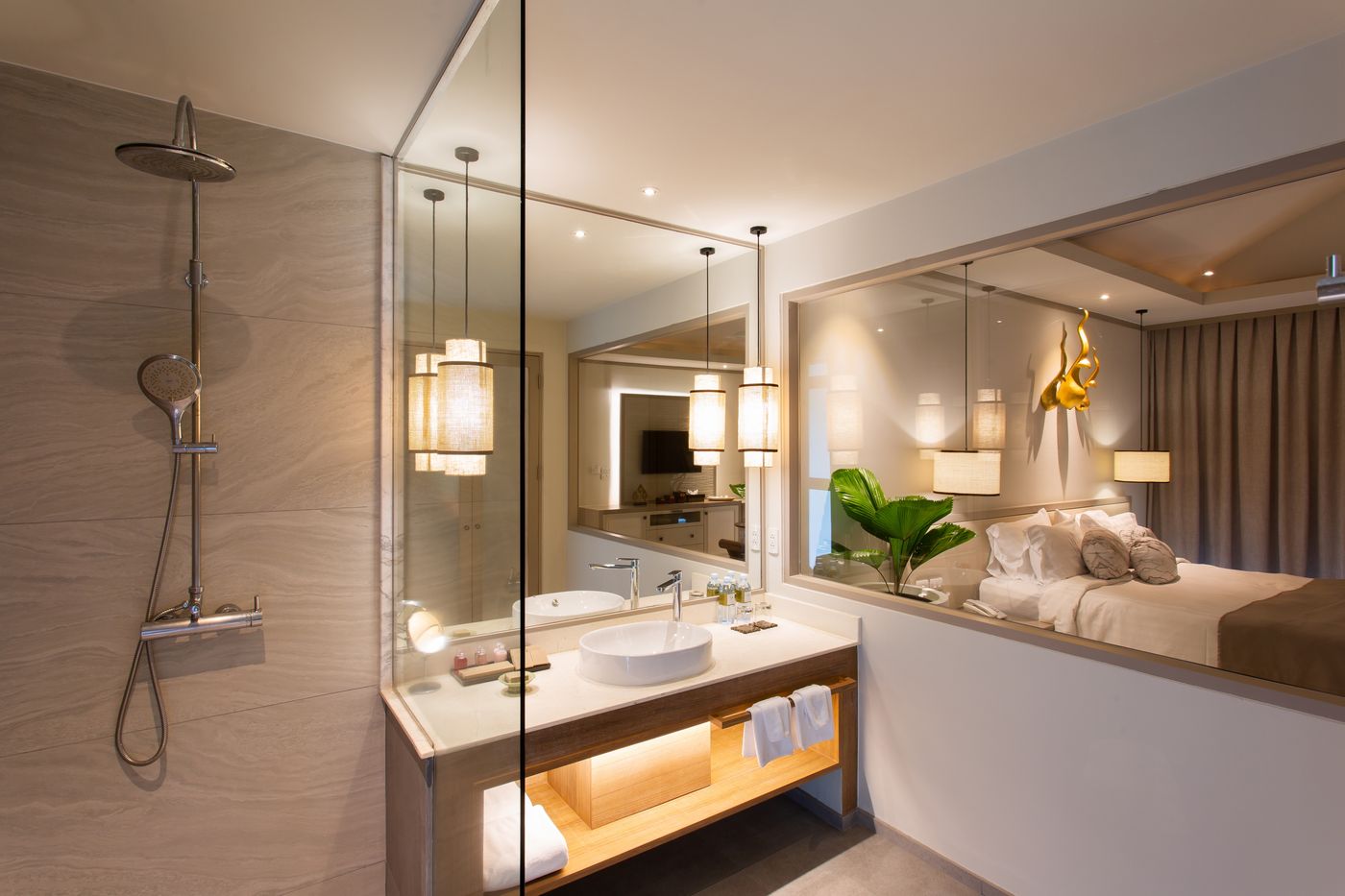 Rocky-s-Boutique-Resort--a-Veranda-Room-40