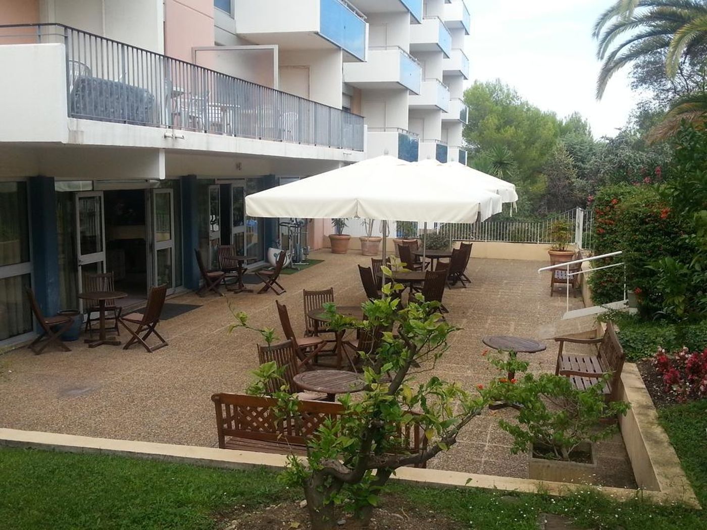 Inter-Hotel-Residence-les-Agapanthes-General-view-7