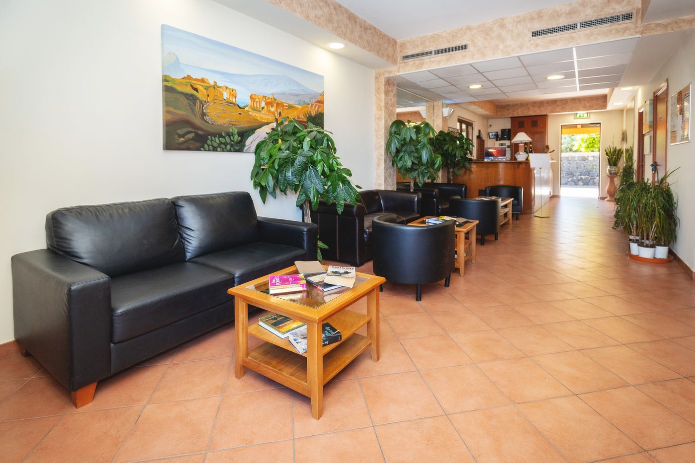 La-Terra-Dei-Sogni-Hotel---Farm-House-Lobby-55