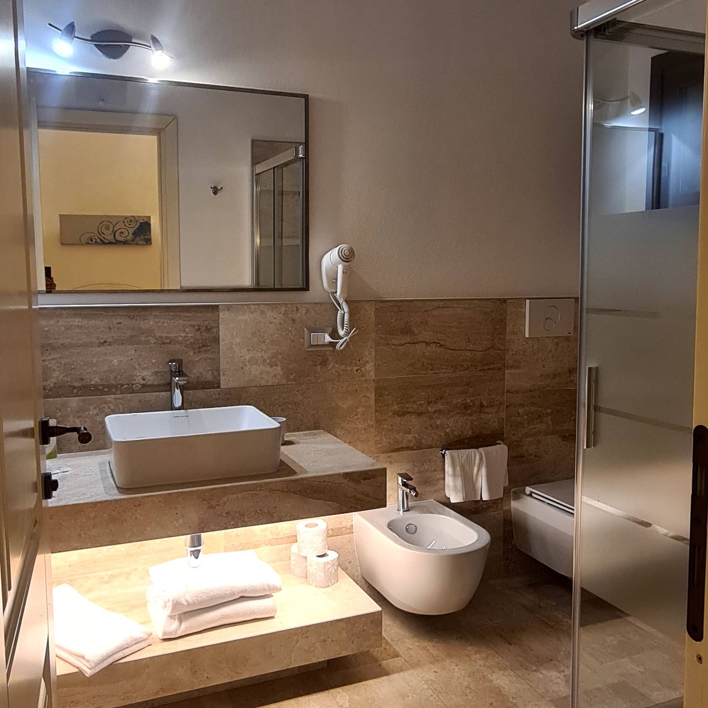 Garden-Beach-Room-31