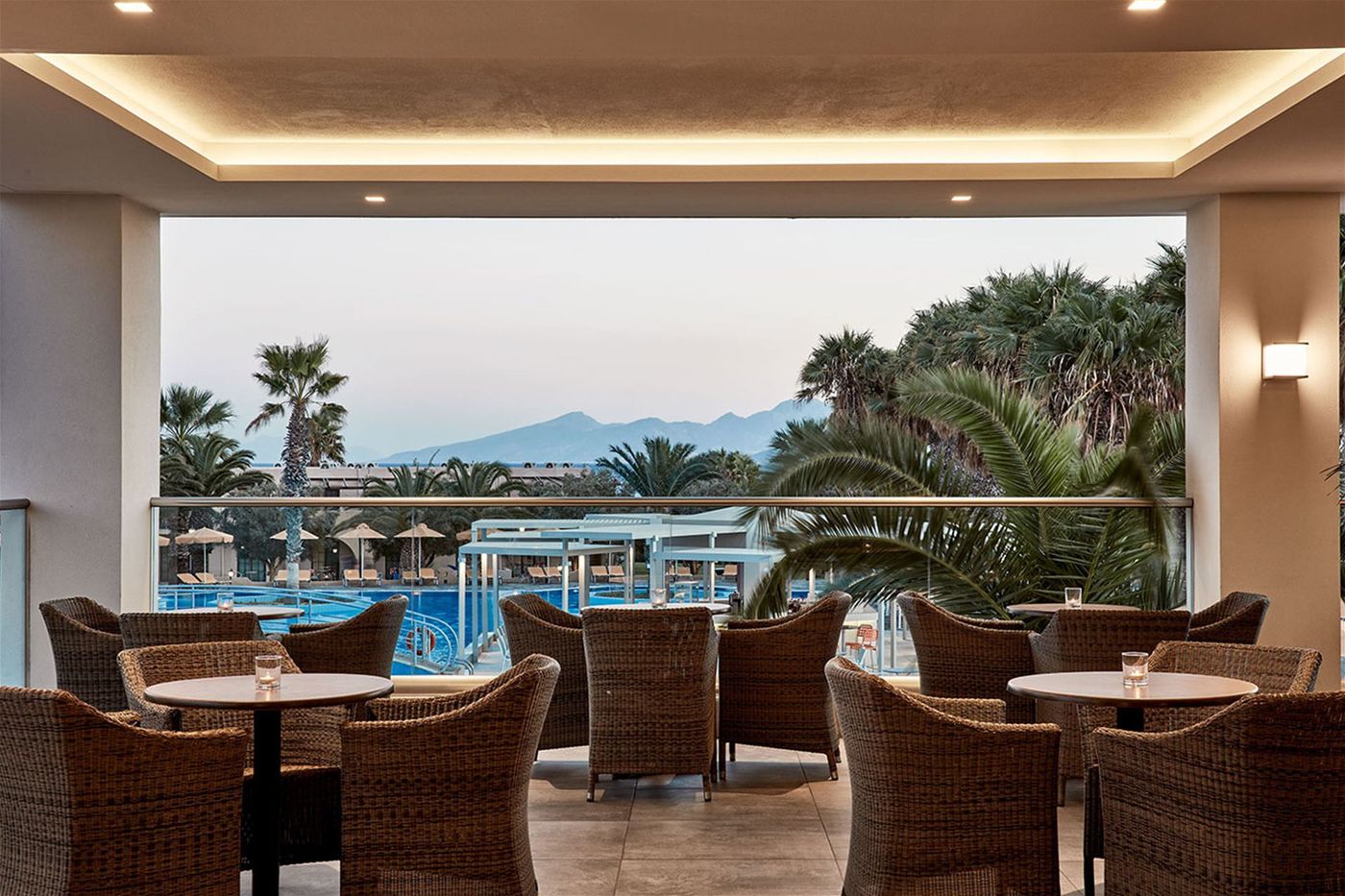 Porto Bello Beach Hotel