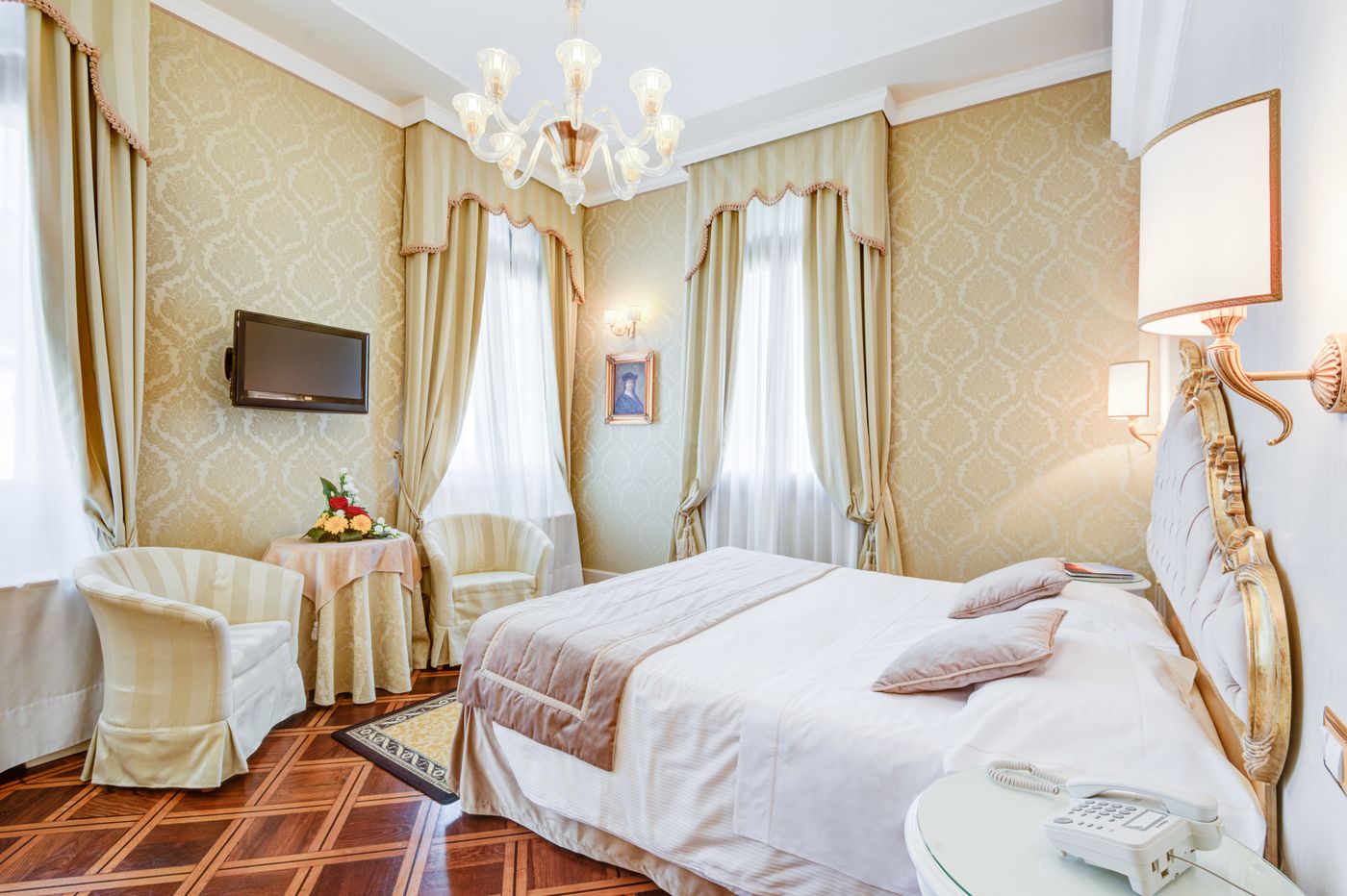Al-Duca-Venezia-Room-20