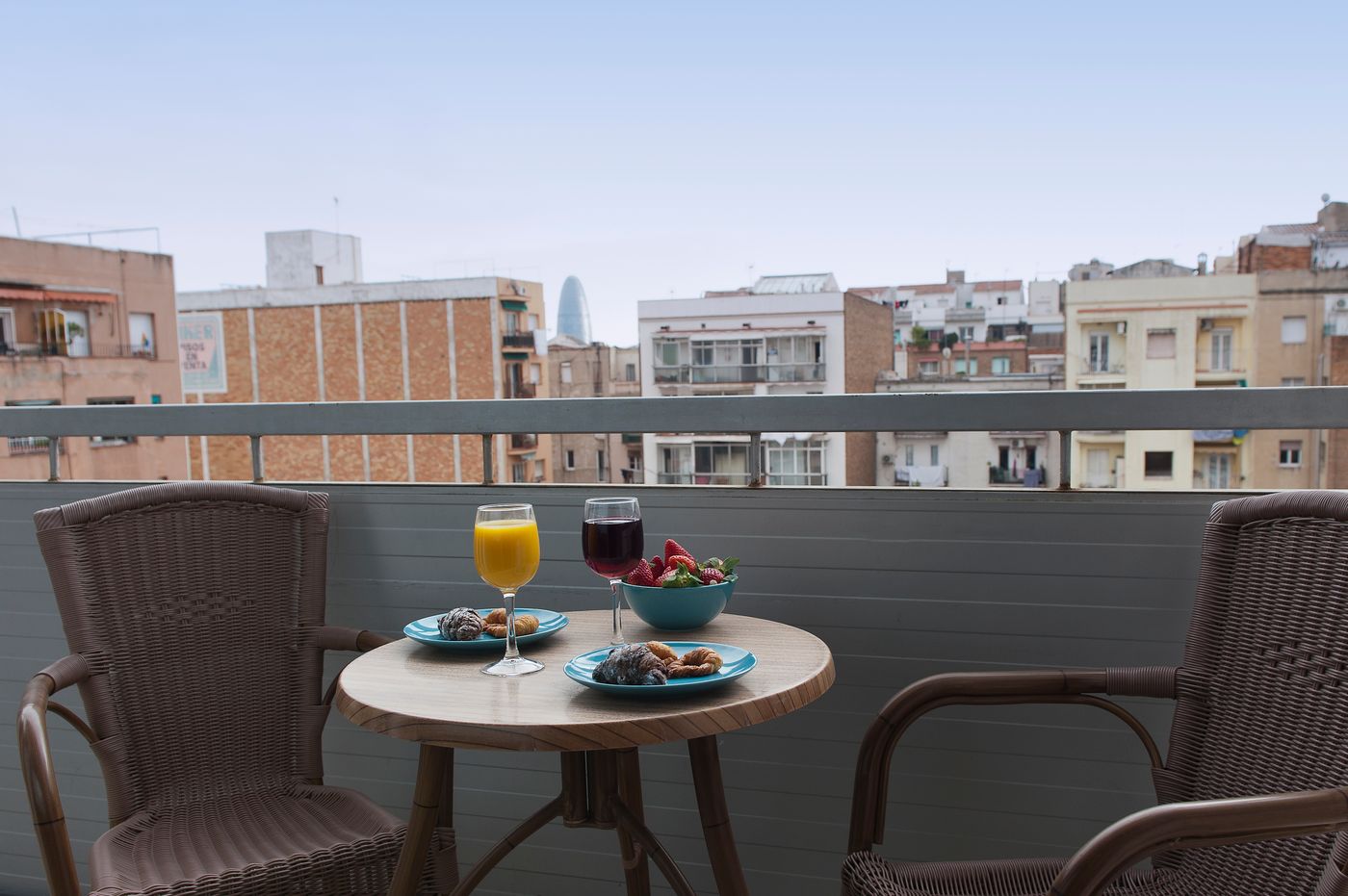 MH Apartments Family-Spain-BARCELONA-Room-5