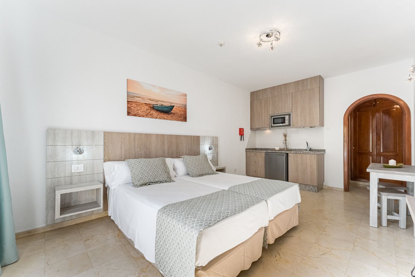 Klayman-Olivina-Apartments-Room-21